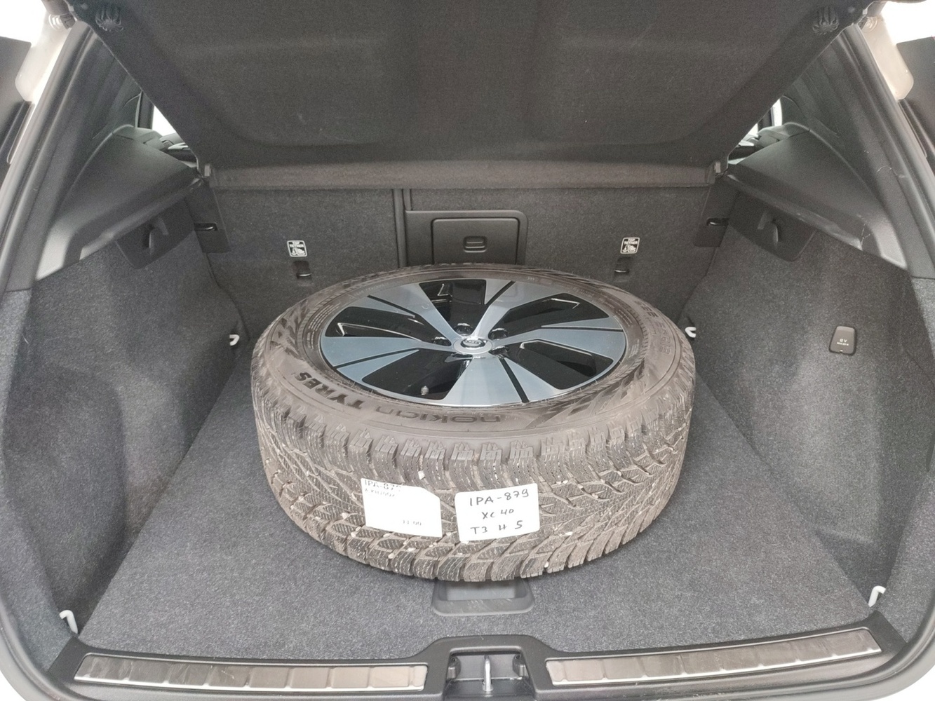 Volvo XC40 vaihtoauto