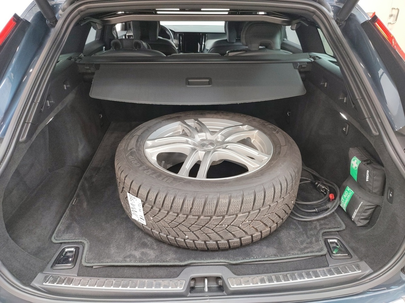 Volvo V90 Cross Country vaihtoauto