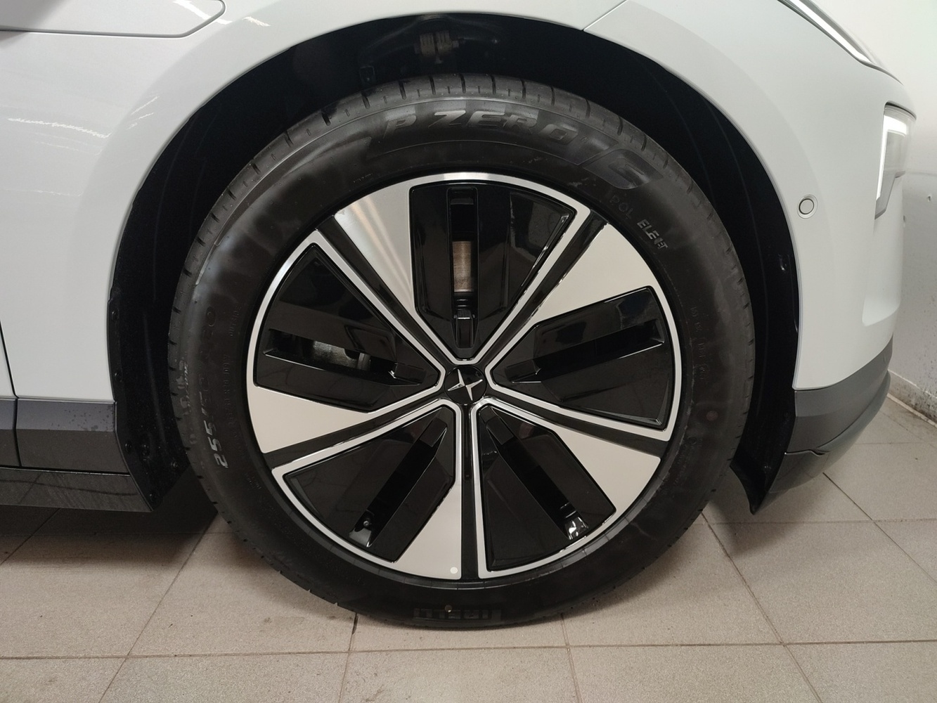 Polestar 4 vaihtoauto