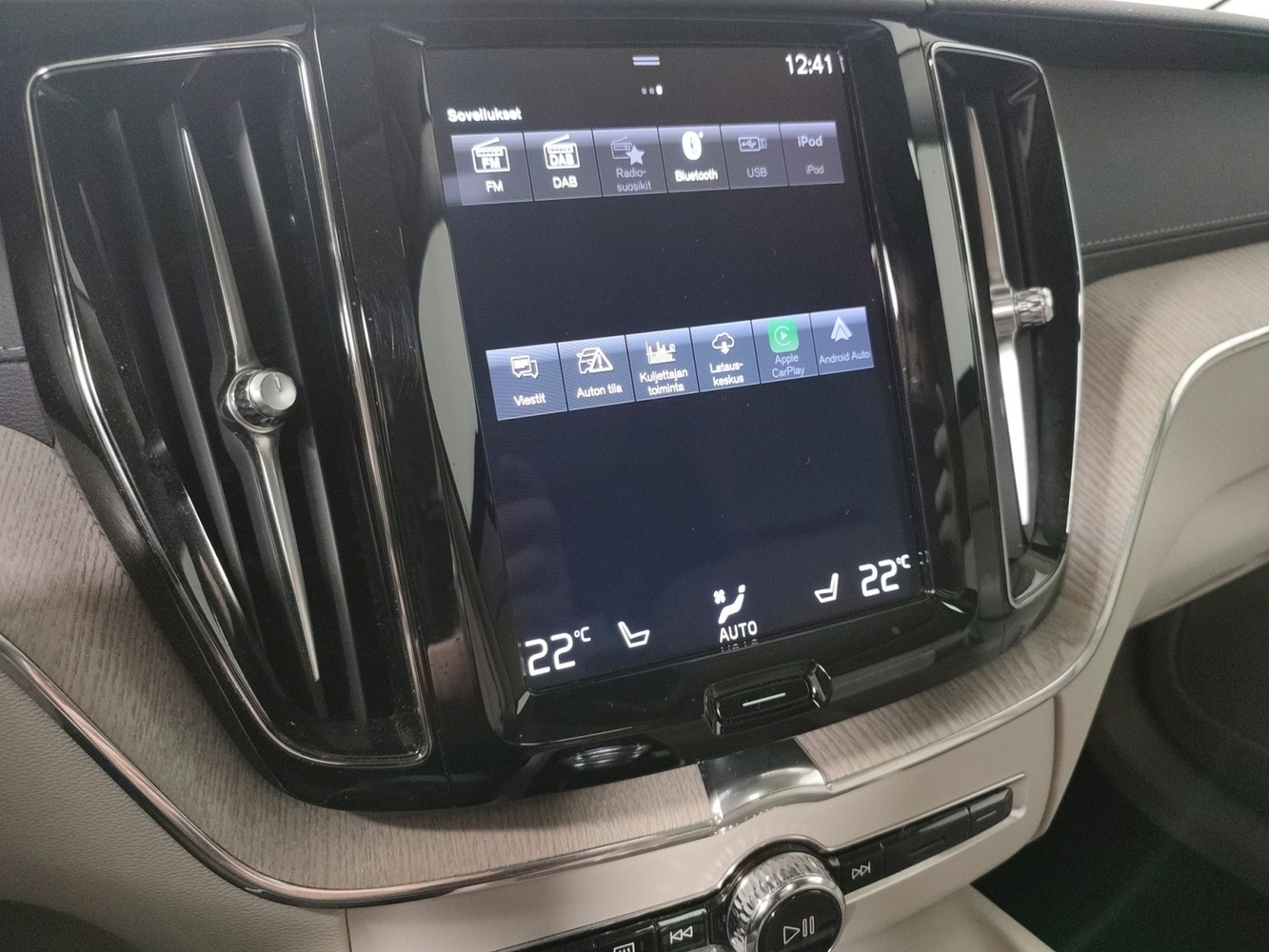 Volvo XC60 vaihtoauto