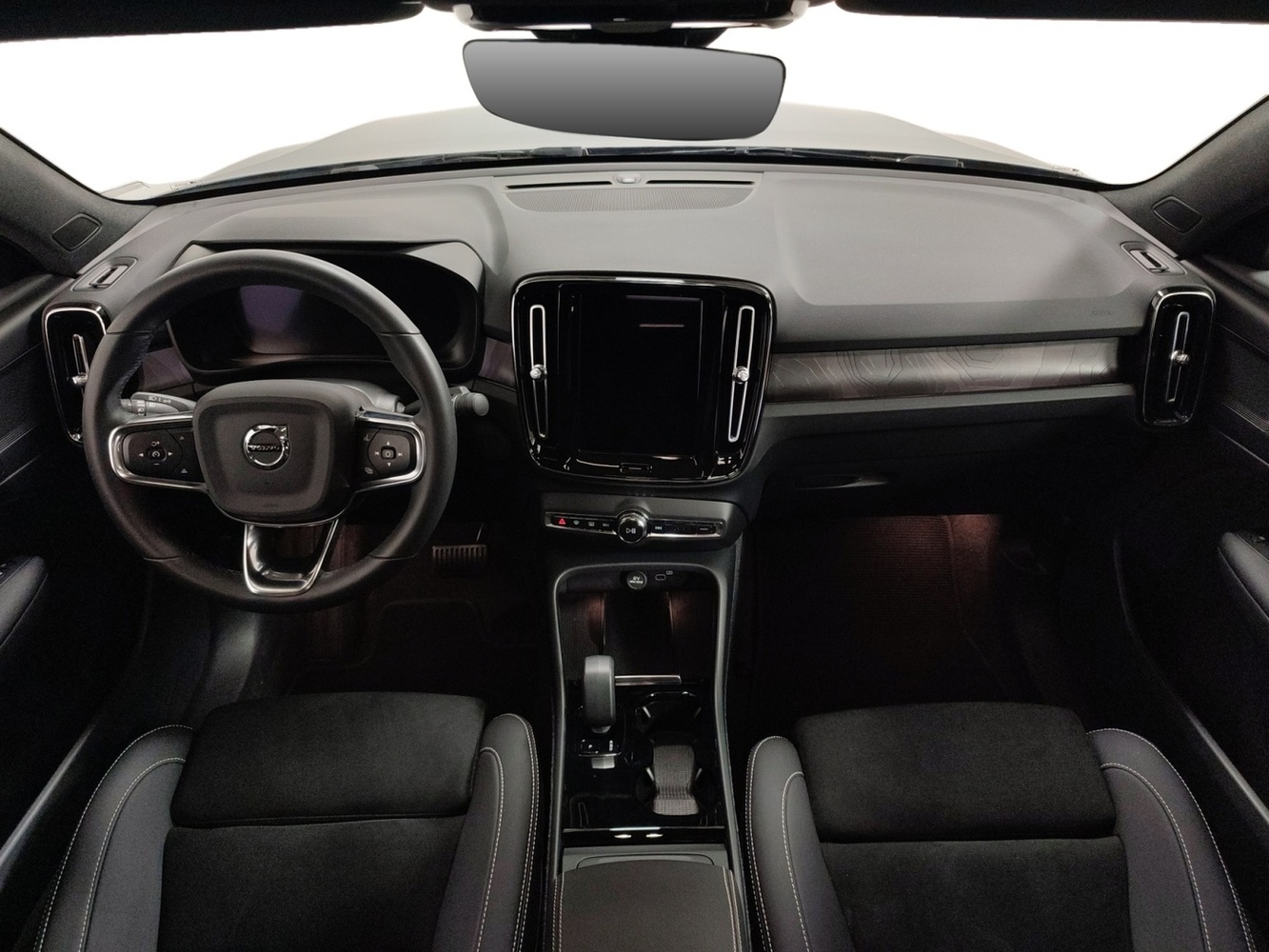 Volvo C40 vaihtoauto