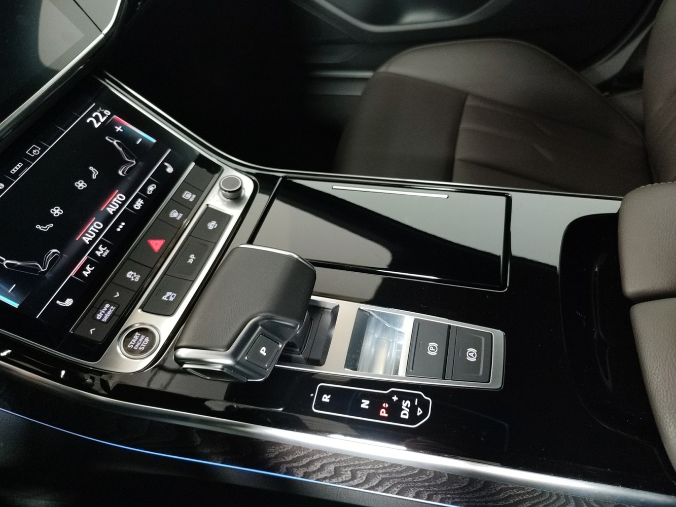 Audi A8 vaihtoauto