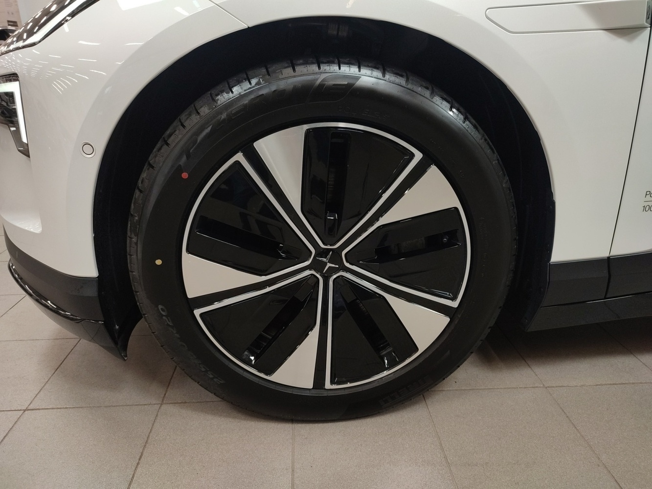 Polestar 4 vaihtoauto