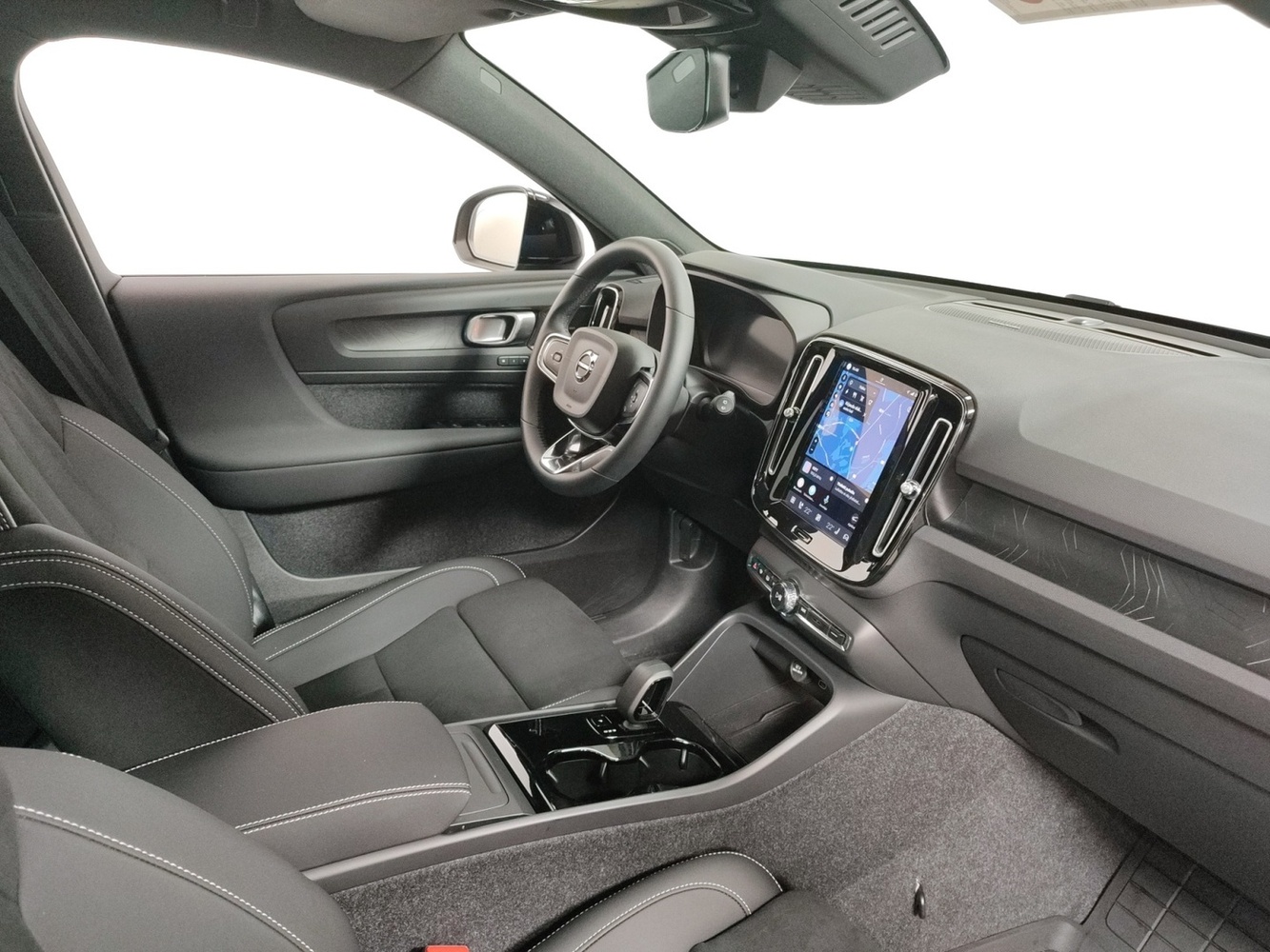 Volvo EX40 vaihtoauto