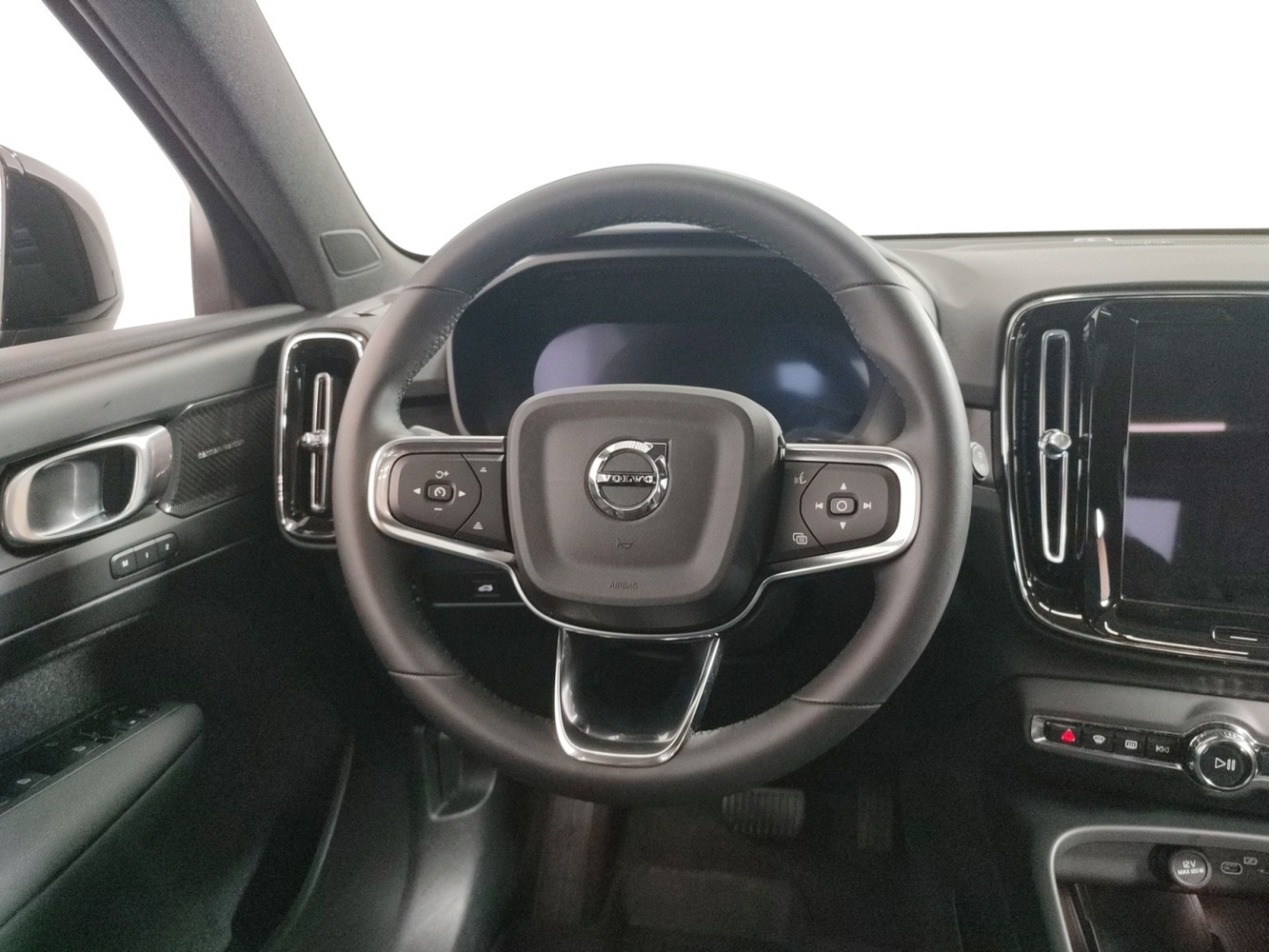 Volvo EX40 vaihtoauto