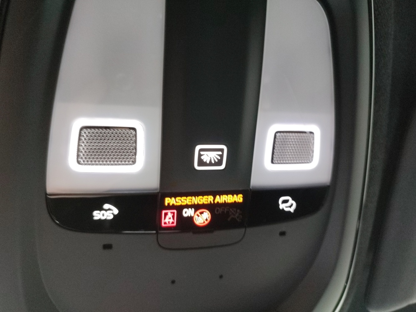 Volvo EC40 vaihtoauto