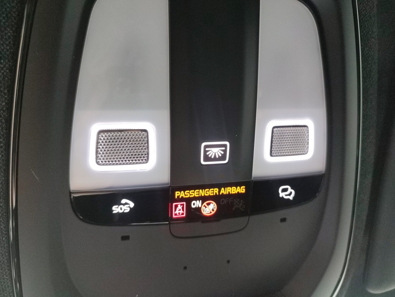 Volvo EC40 vaihtoauto