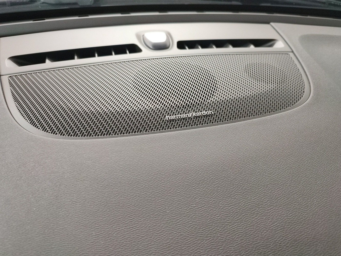 Volvo EX40 vaihtoauto