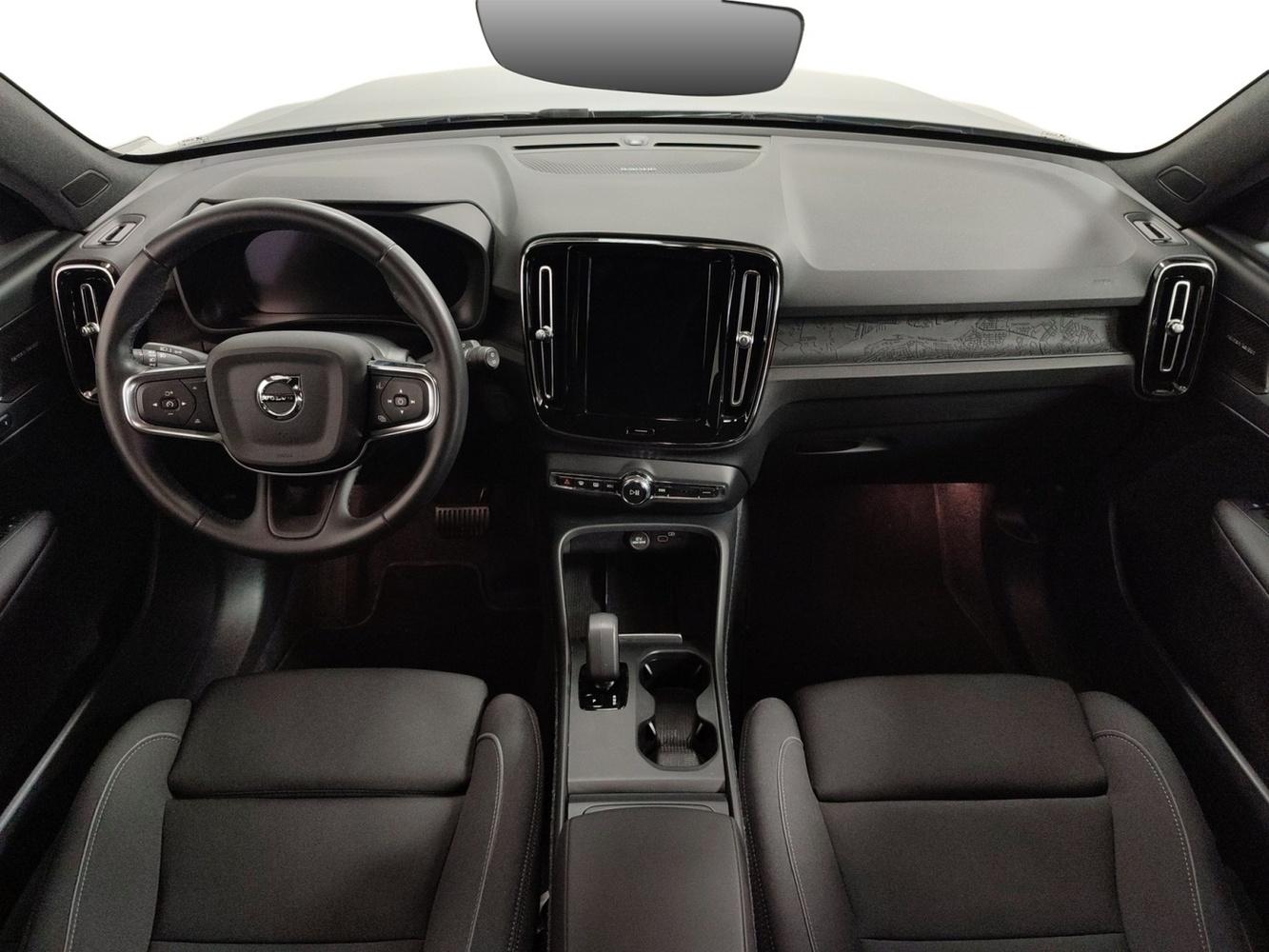 Volvo EX40 vaihtoauto