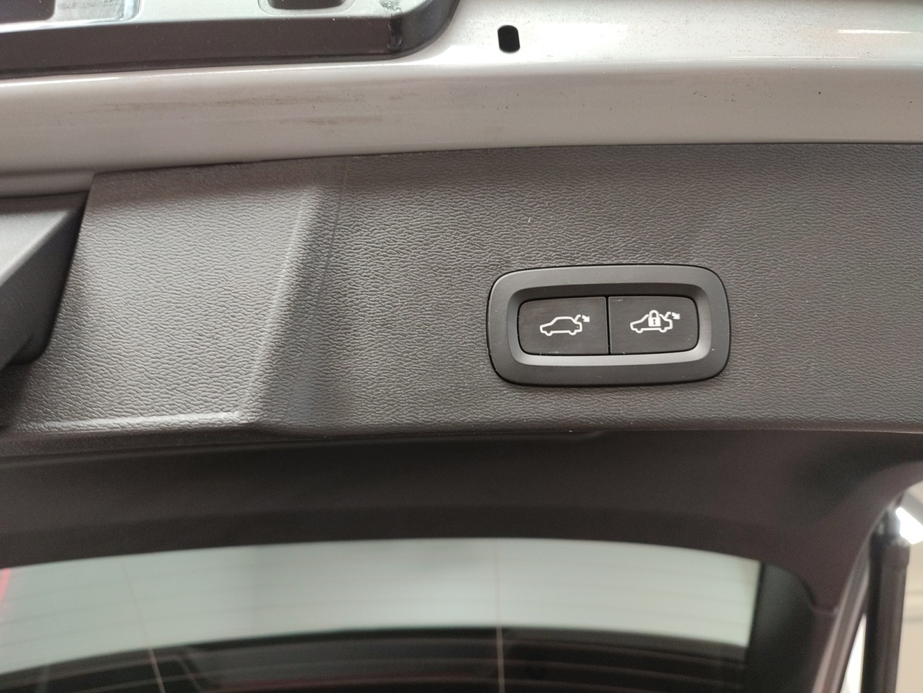 Volvo EX40 vaihtoauto
