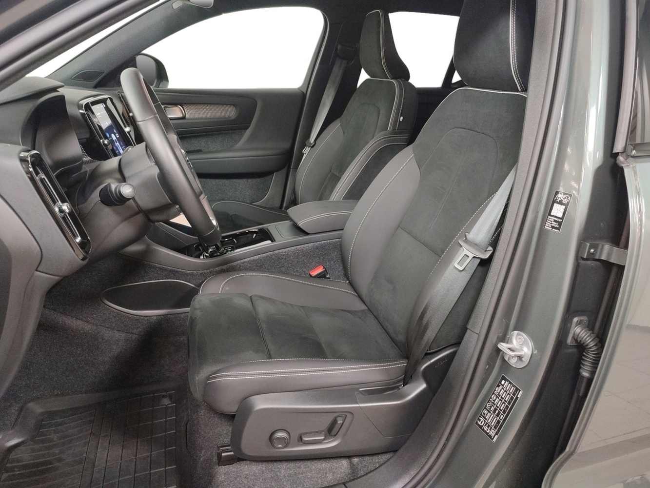 Volvo EX40 vaihtoauto