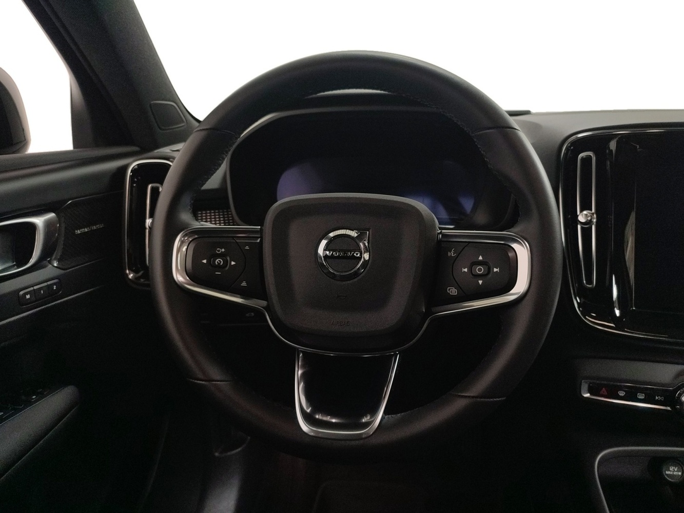 Volvo EX40 vaihtoauto
