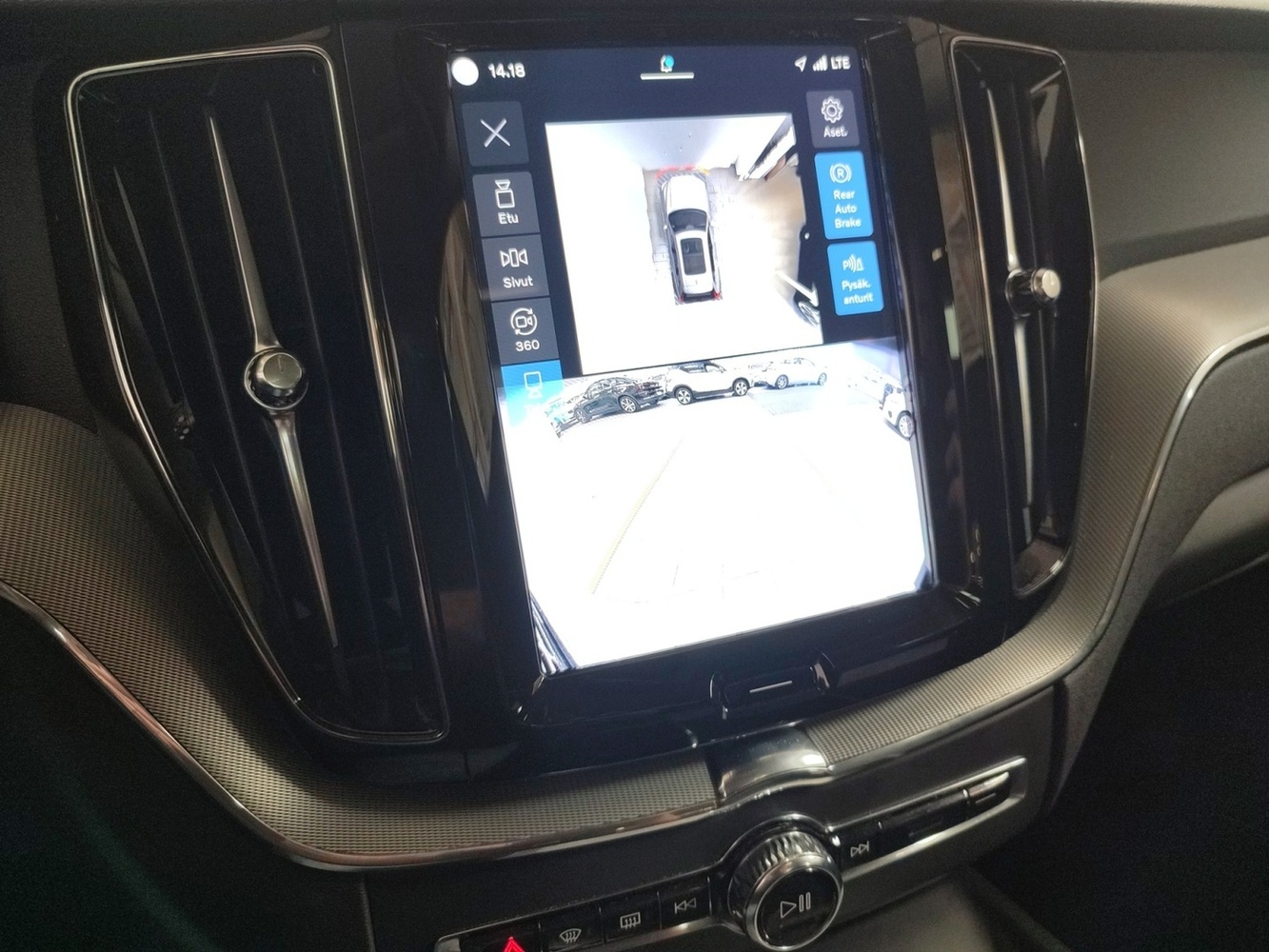 Volvo XC60 vaihtoauto