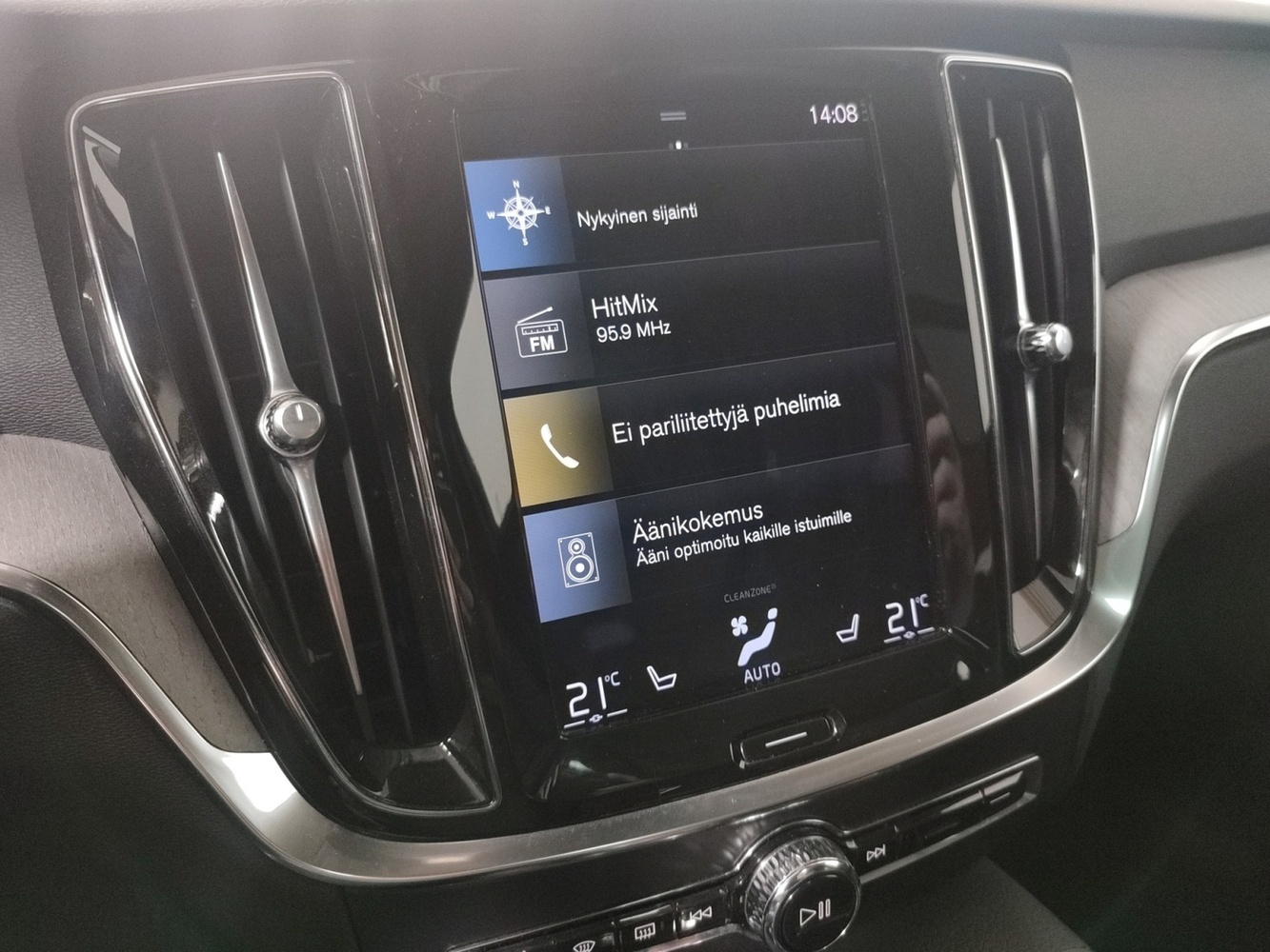 Volvo V60 vaihtoauto