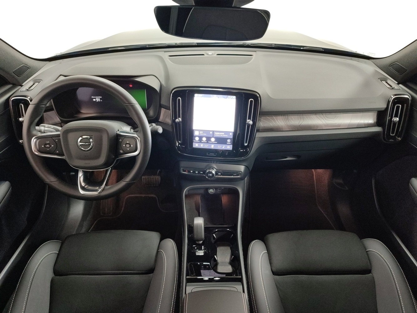 Volvo EX40 vaihtoauto