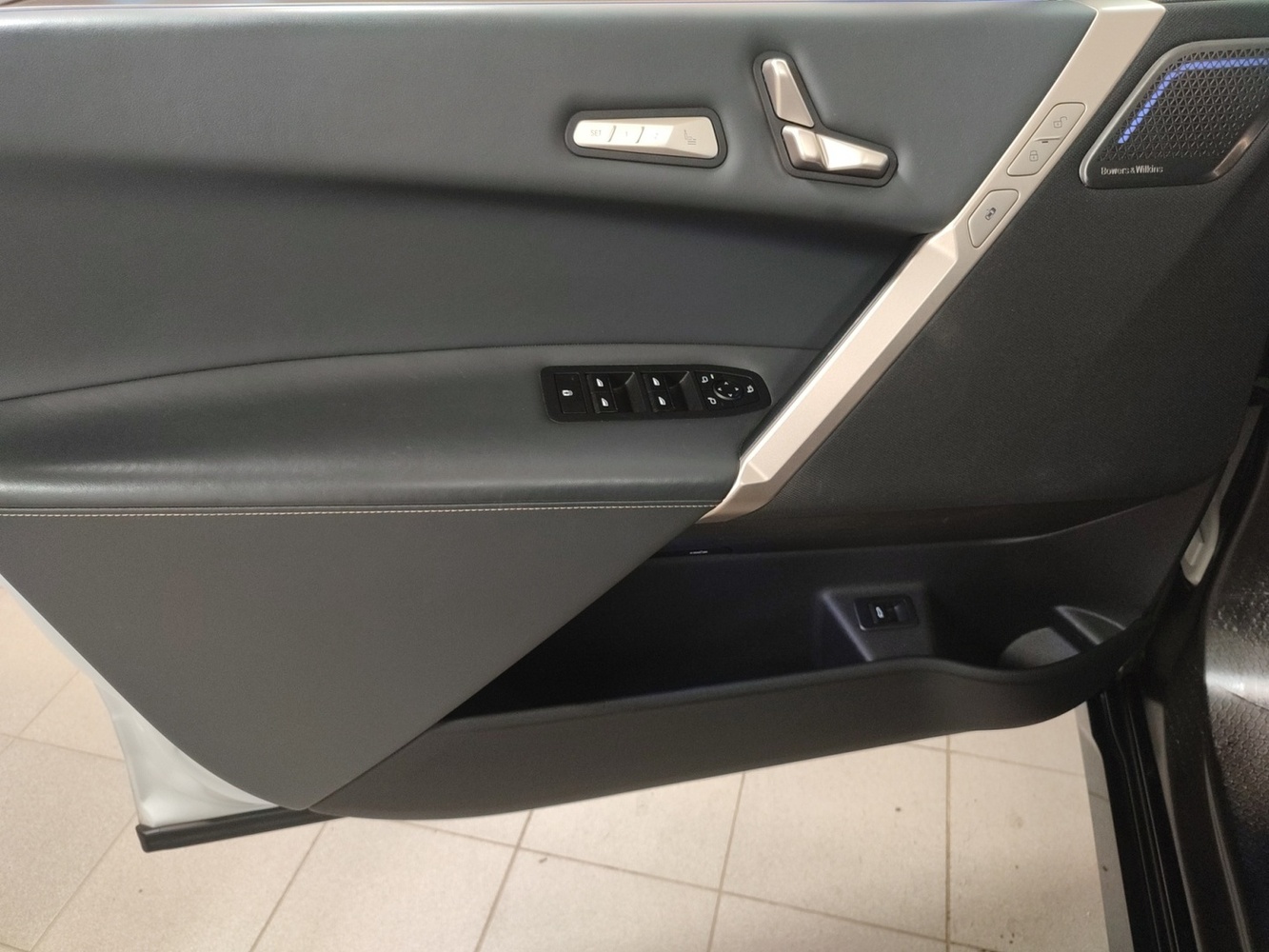 BMW iX vaihtoauto