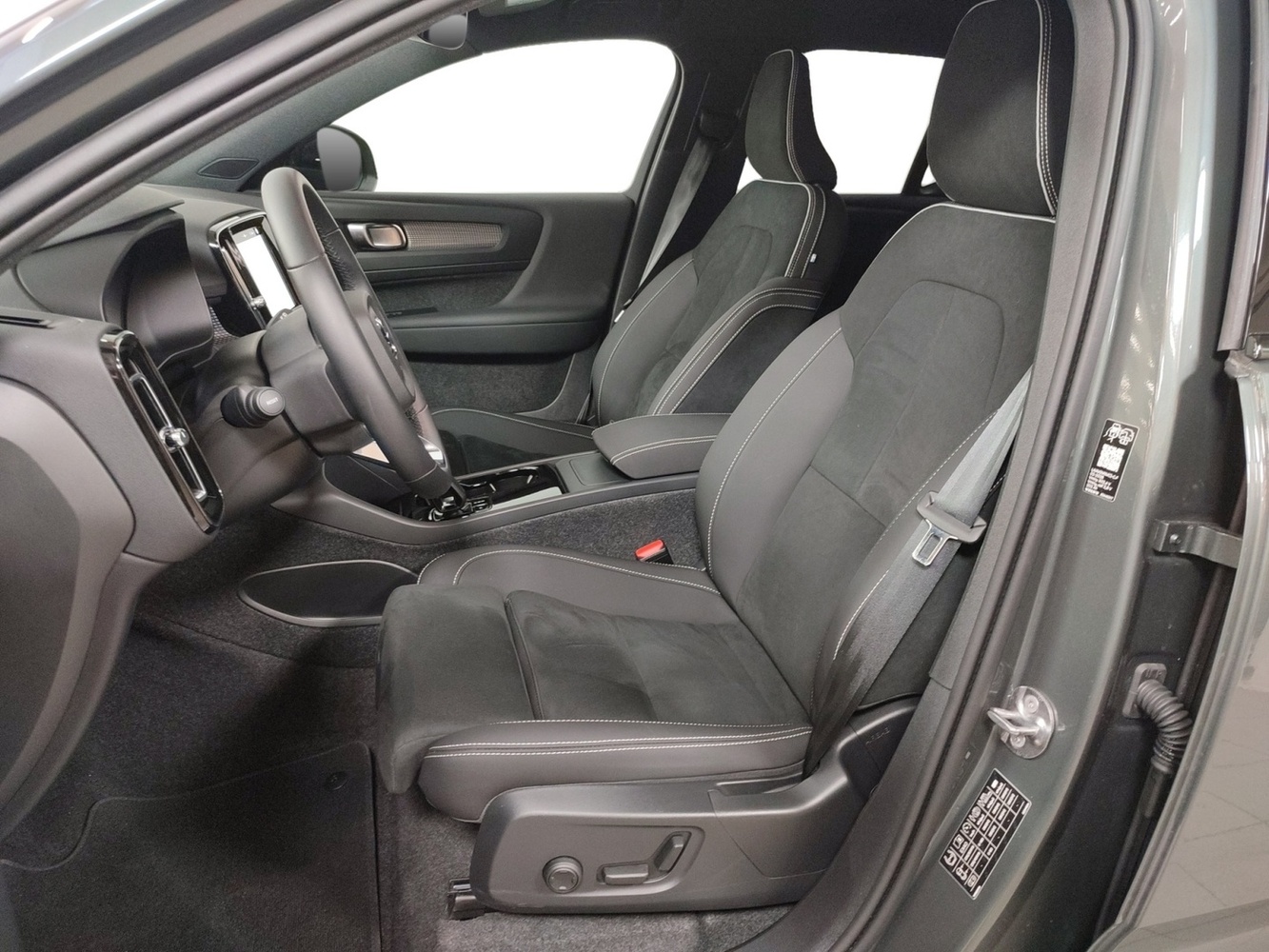 Volvo EX40 vaihtoauto
