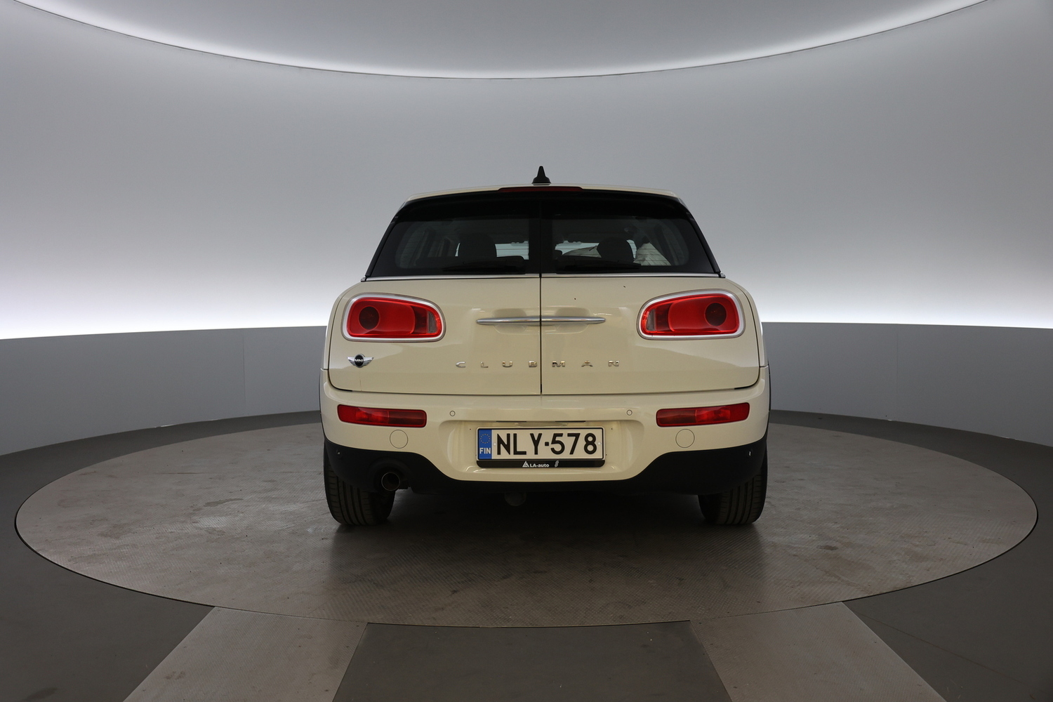 Mini Clubman vaihtoauto