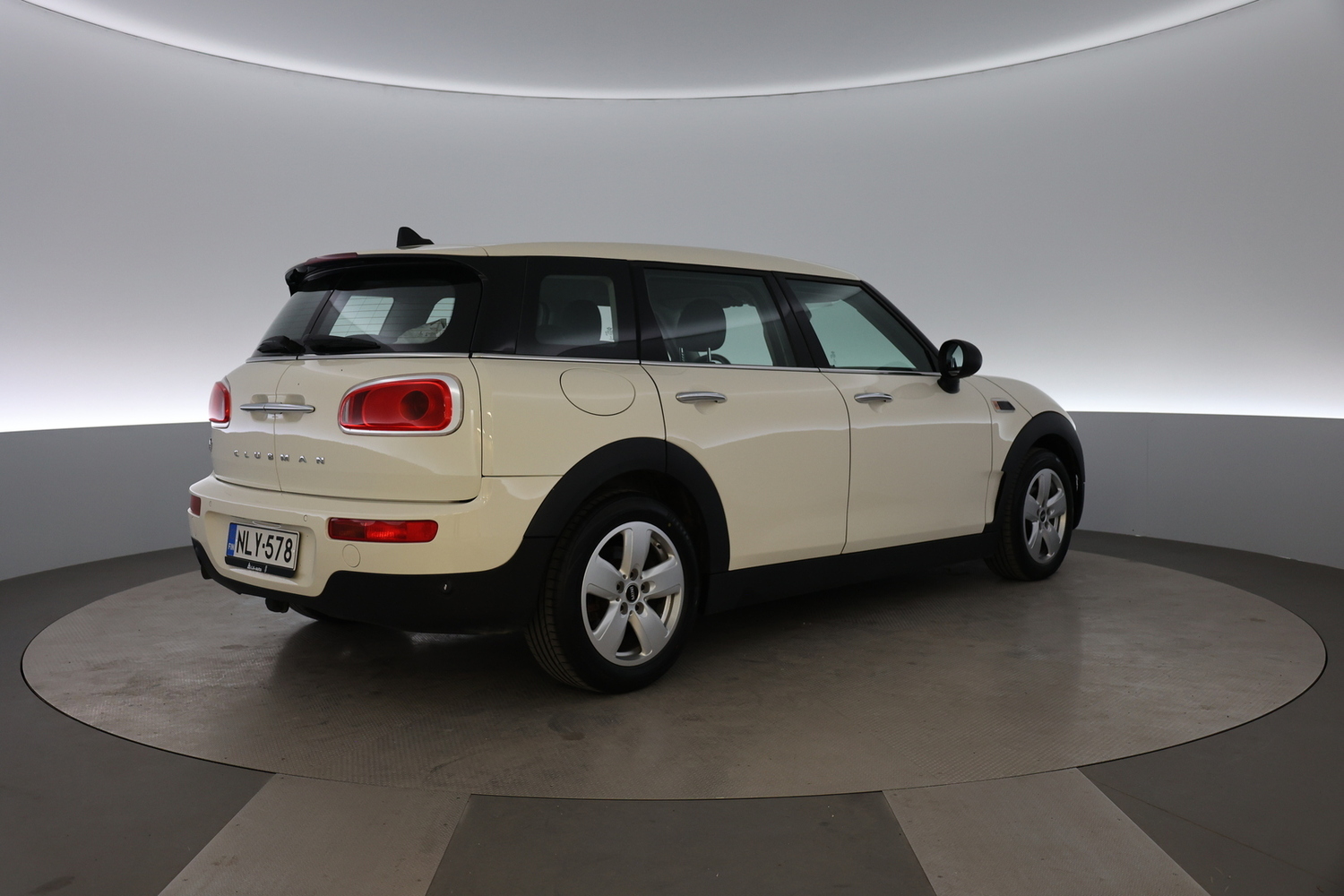Mini Clubman vaihtoauto