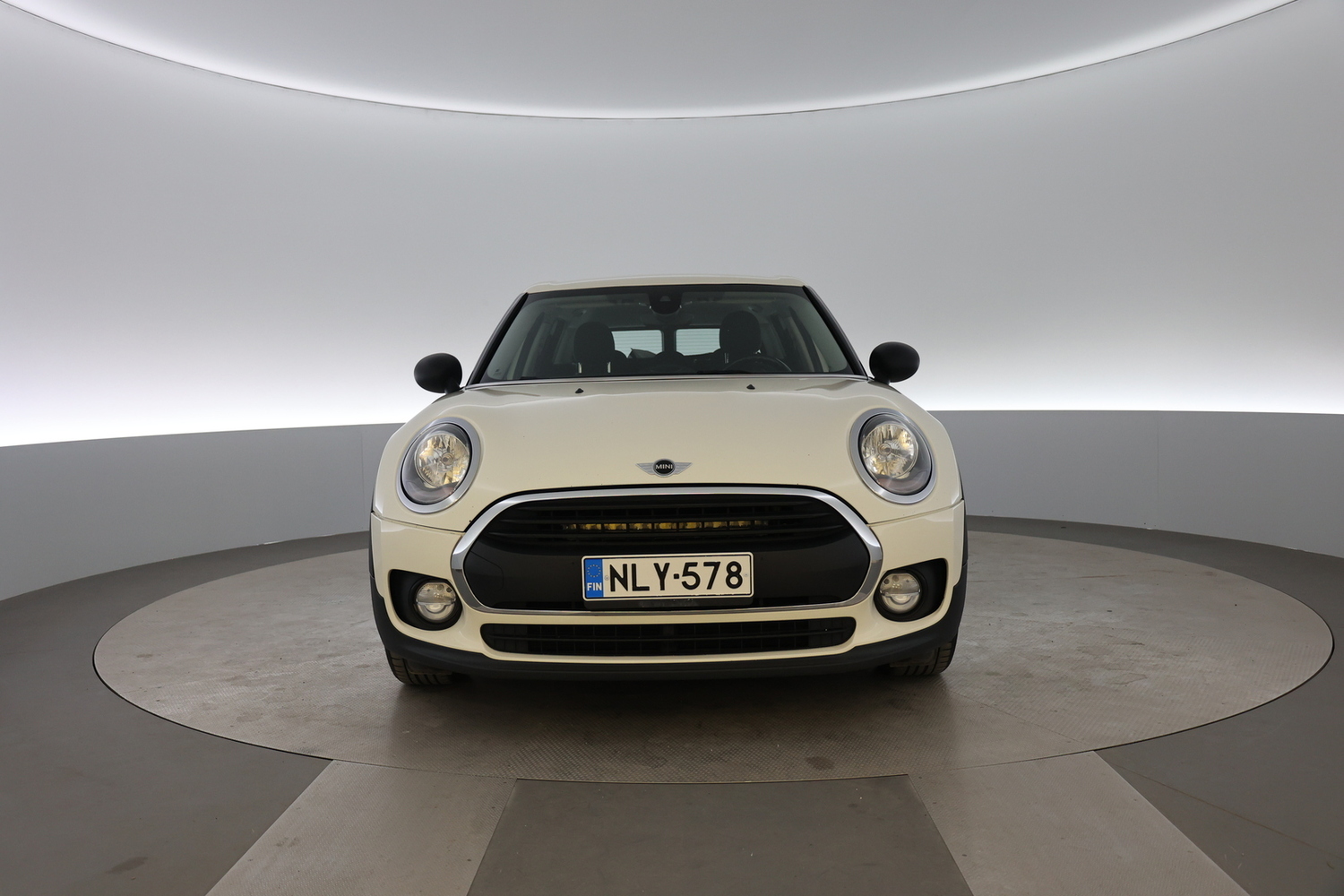 Mini Clubman vaihtoauto