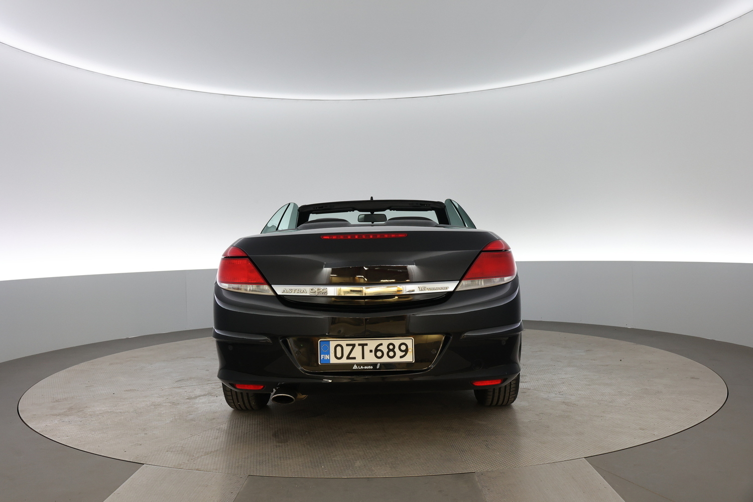 Opel Astra vaihtoauto