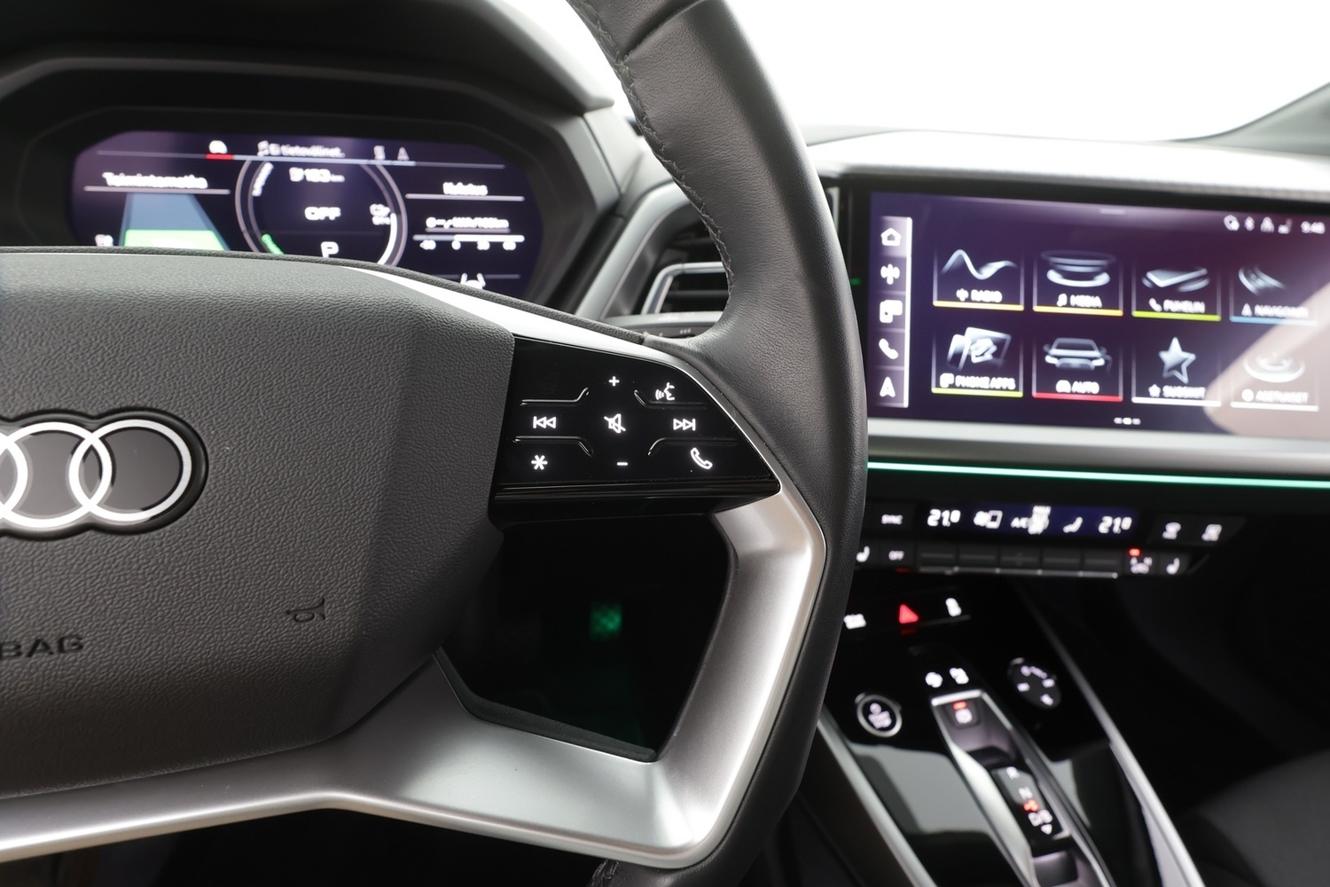 Audi Q4 e-tron vaihtoauto