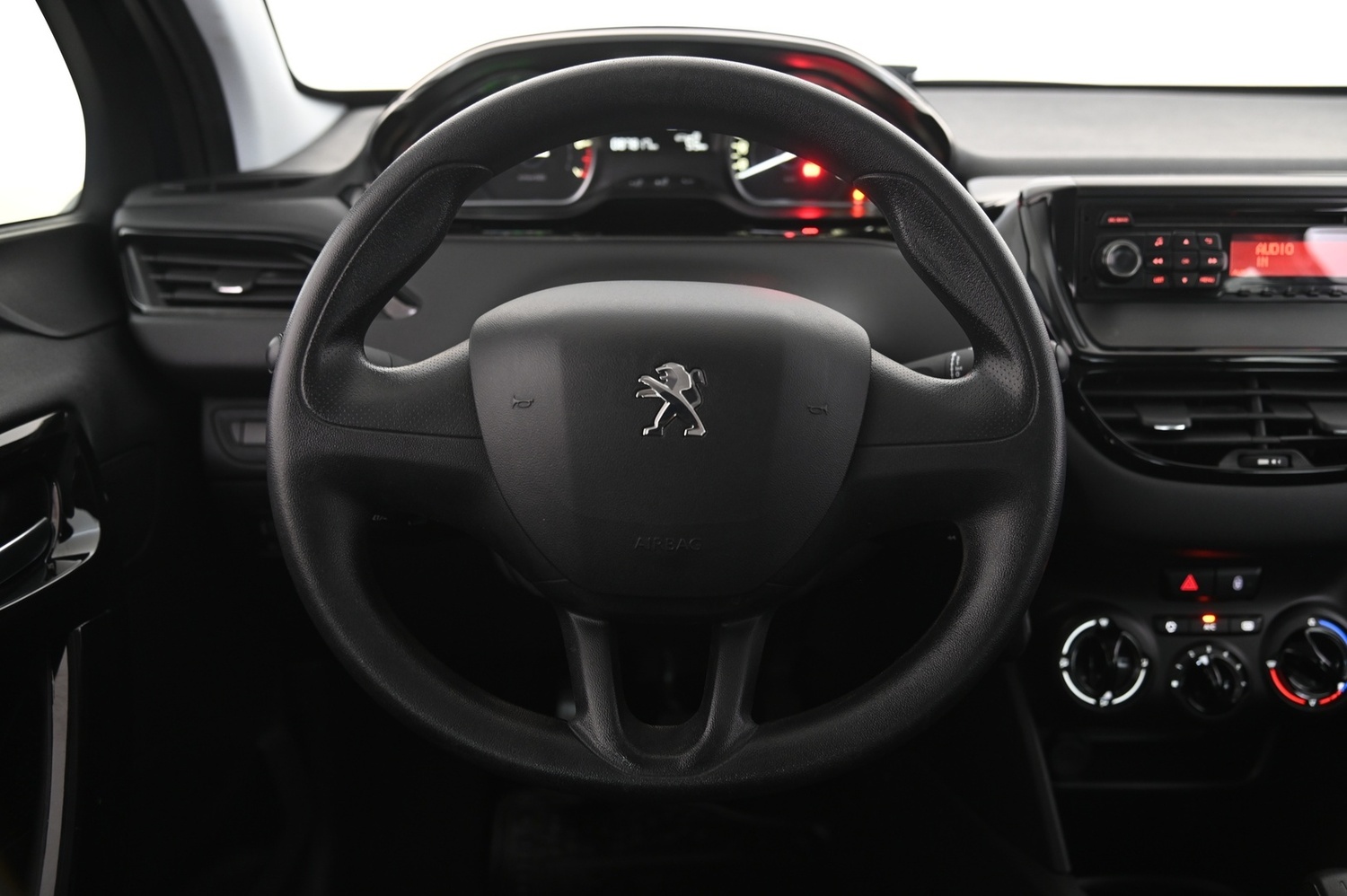 Peugeot 208 vaihtoauto