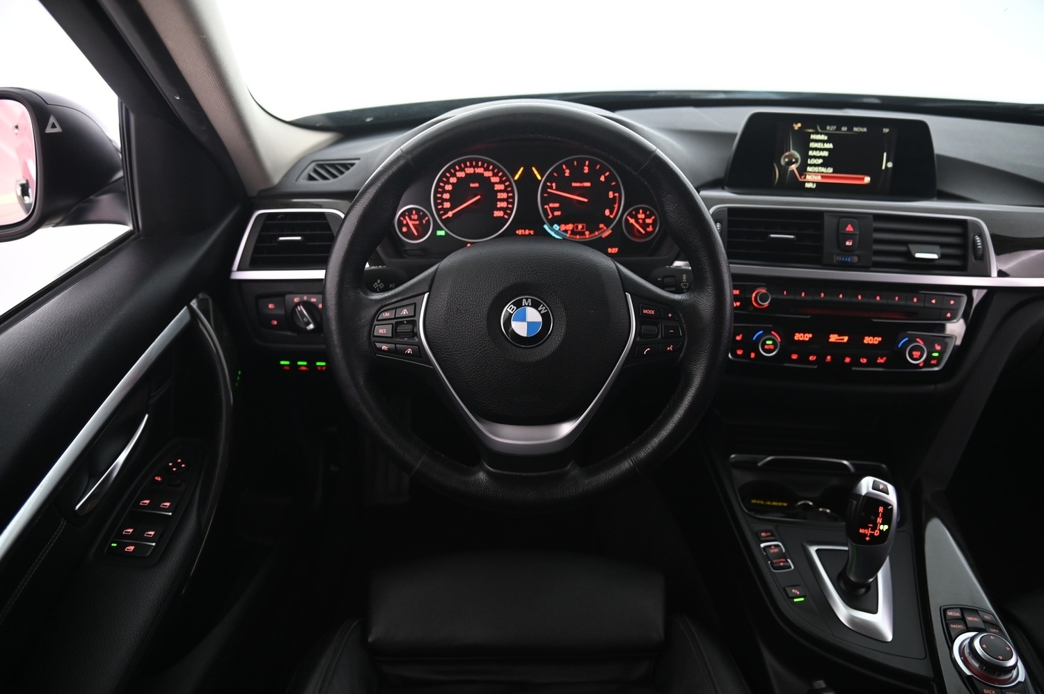 BMW 320 vaihtoauto