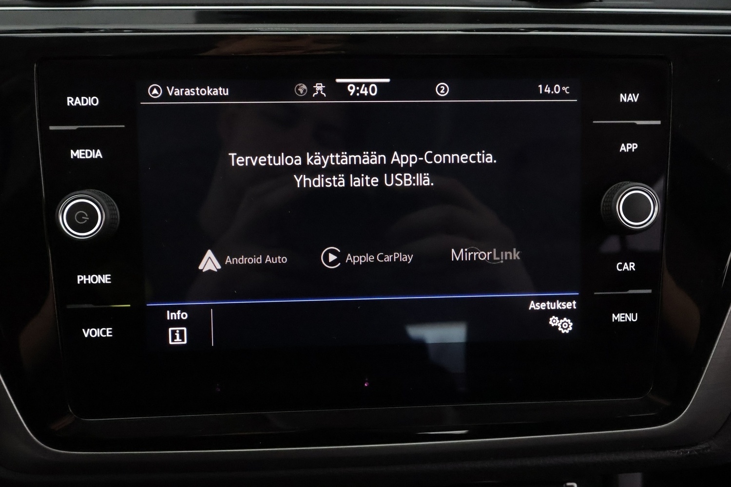 Volkswagen Touran vaihtoauto