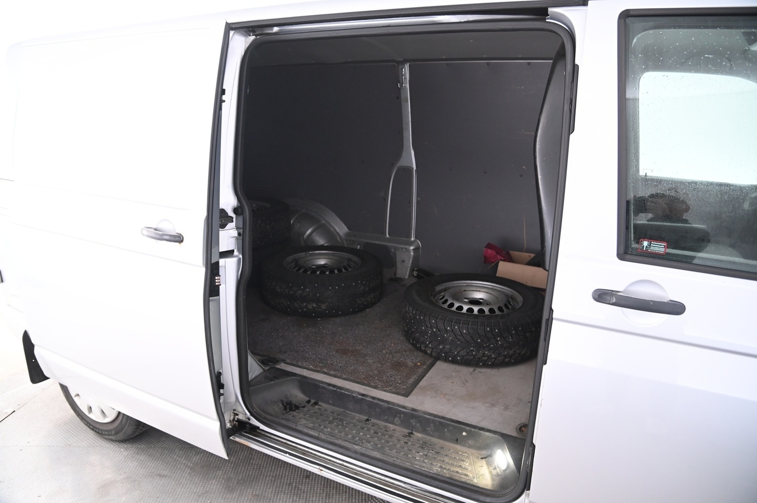 Volkswagen Transporter vaihtoauto