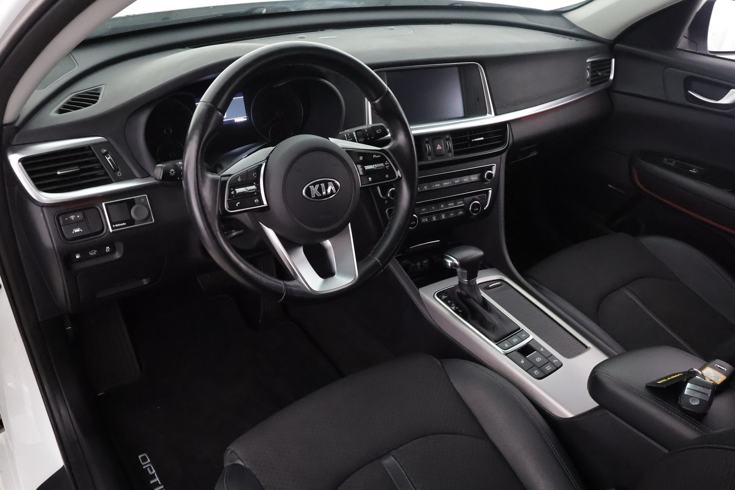 Kia Optima vaihtoauto