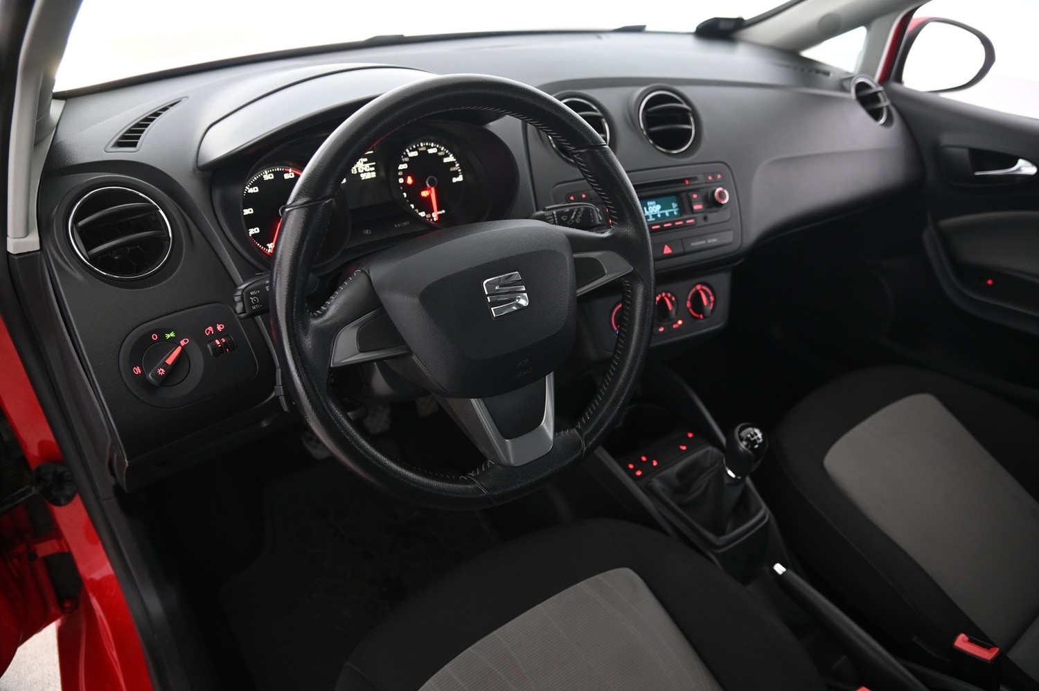 SEAT Ibiza vaihtoauto