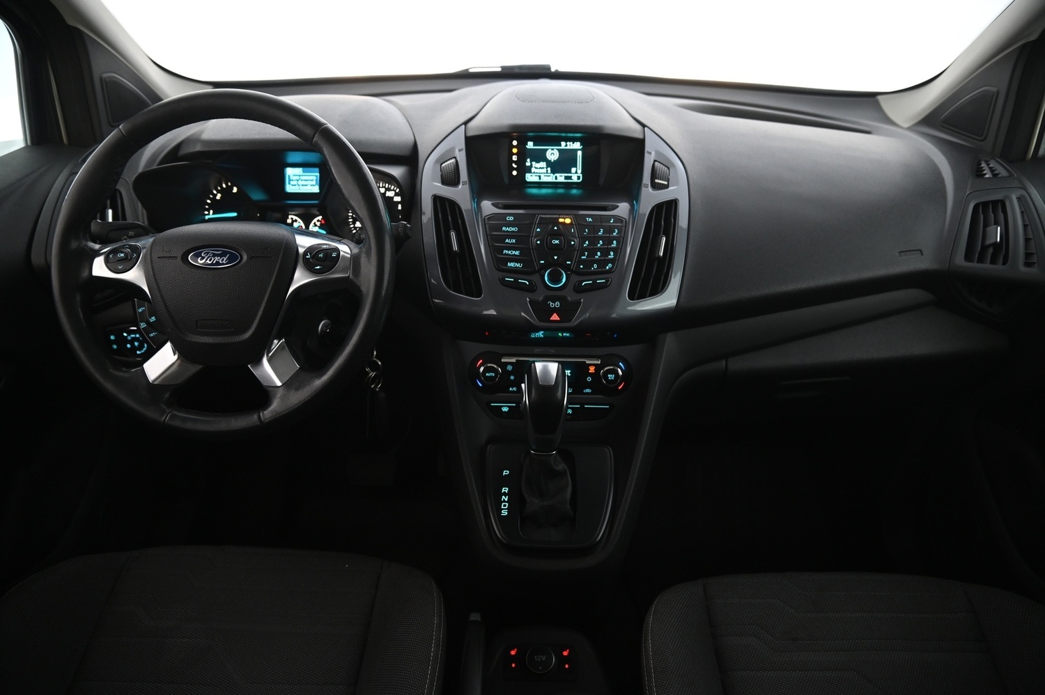 Ford Grand Tourneo Connect vaihtoauto