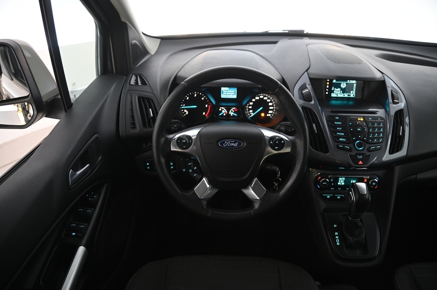 Ford Grand Tourneo Connect vaihtoauto