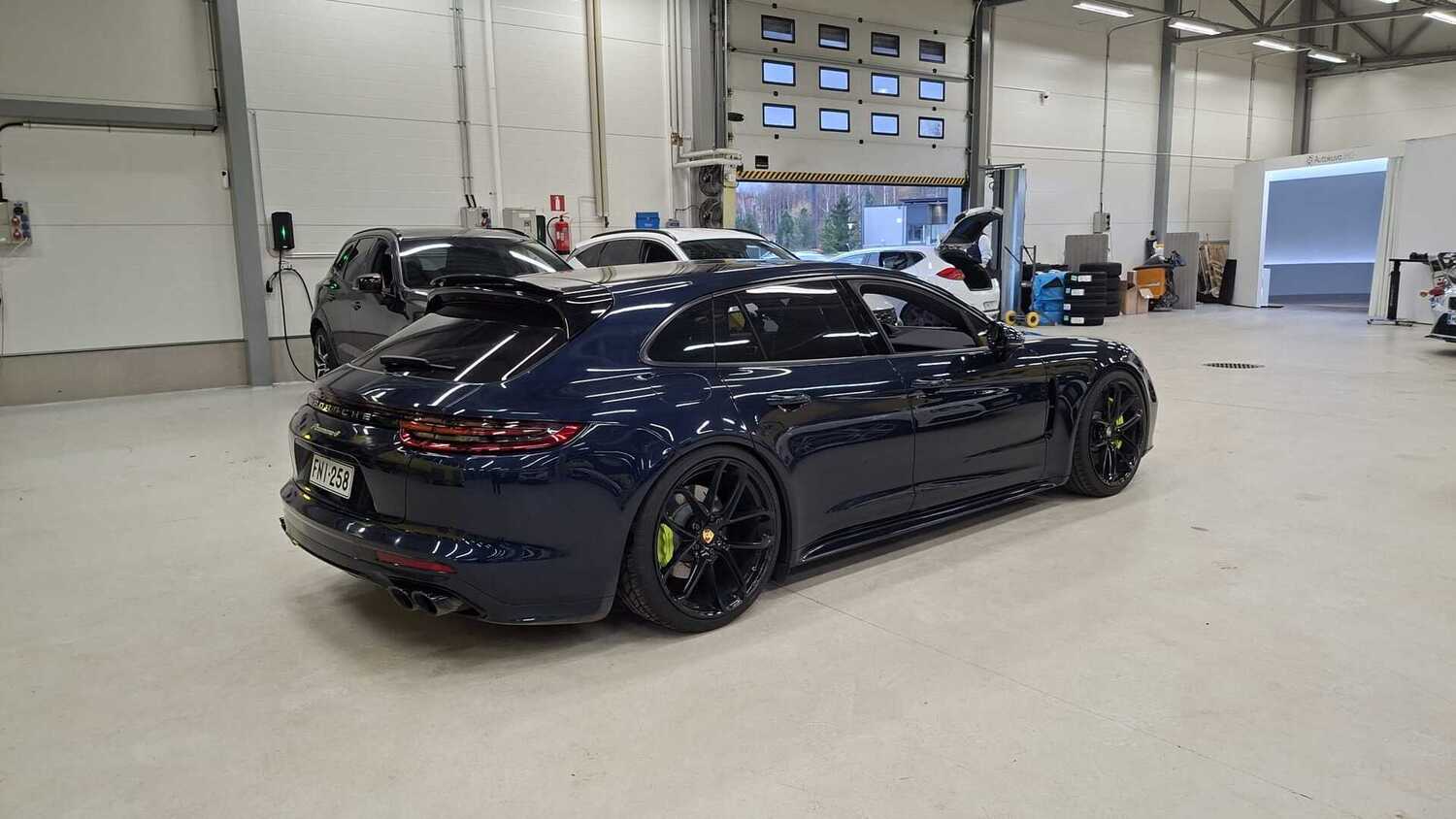 Porsche Panamera vaihtoauto