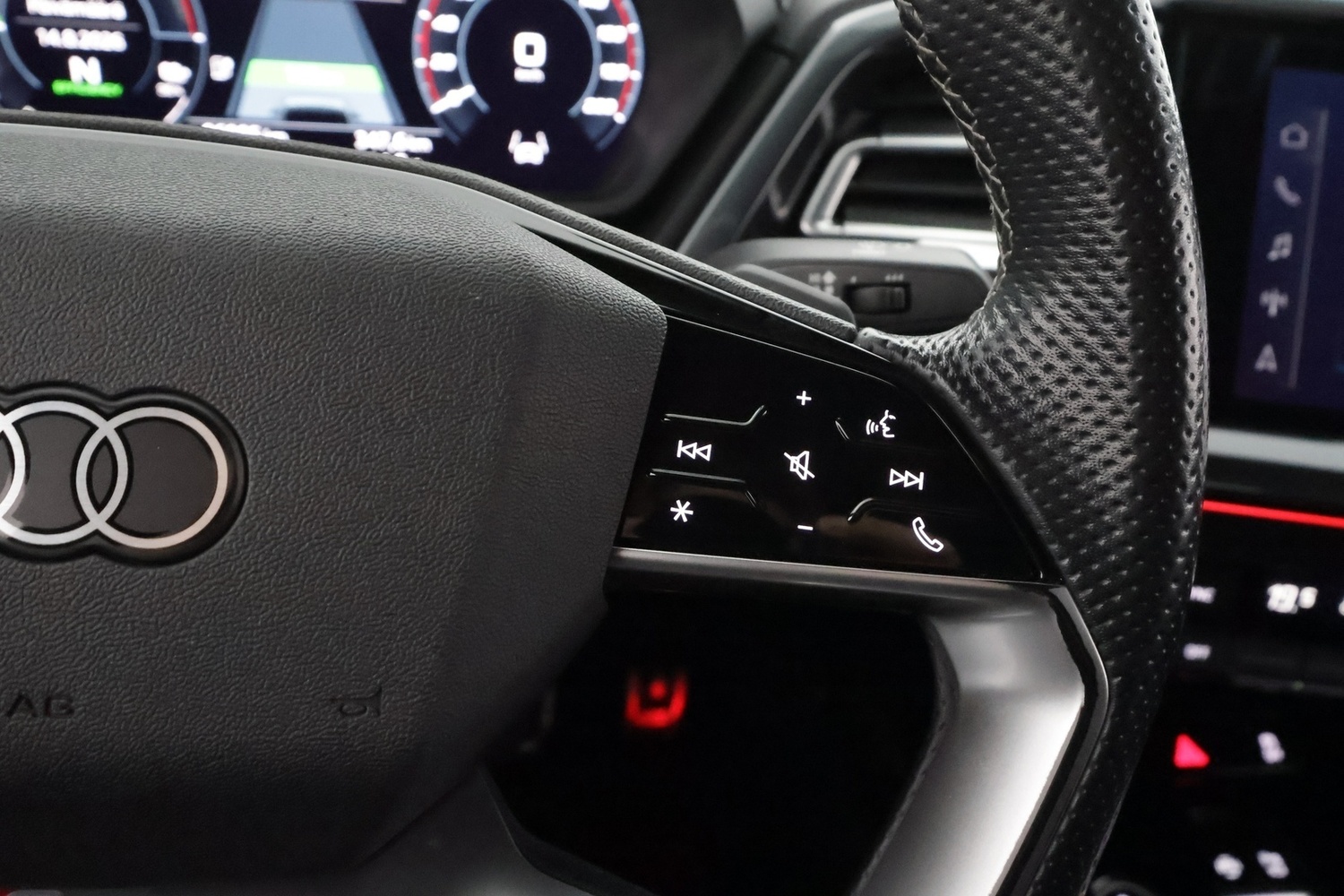 Audi Q4 e-tron vaihtoauto