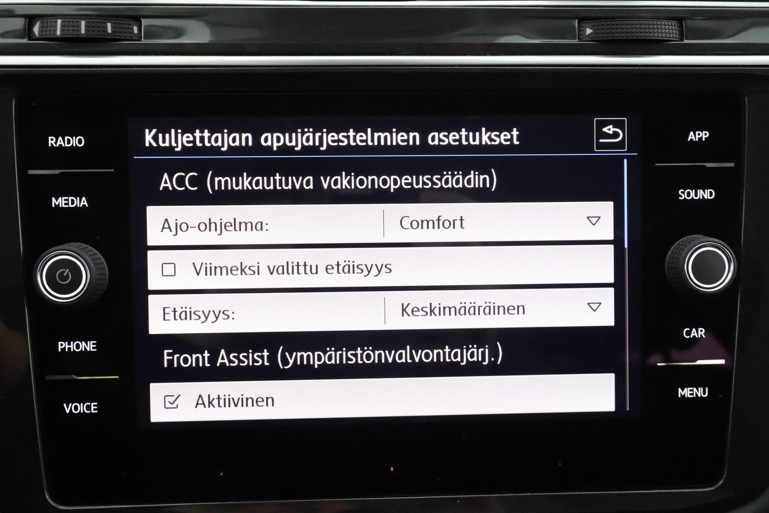 Volkswagen Tiguan vaihtoauto