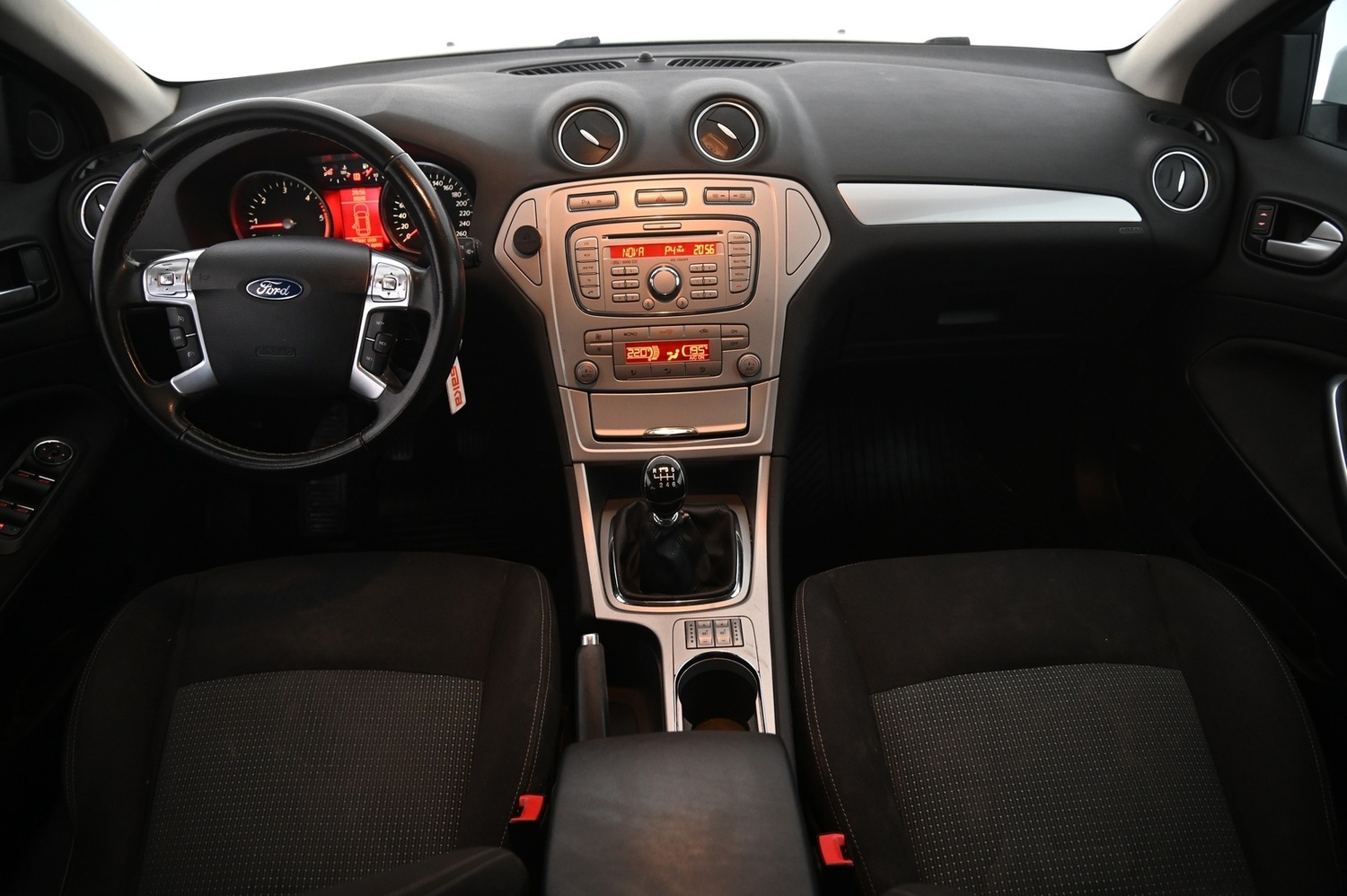 Ford Mondeo vaihtoauto