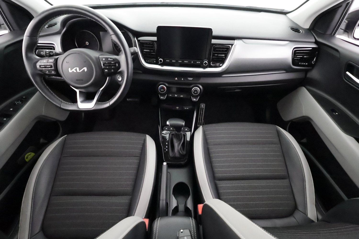 Kia Stonic vaihtoauto