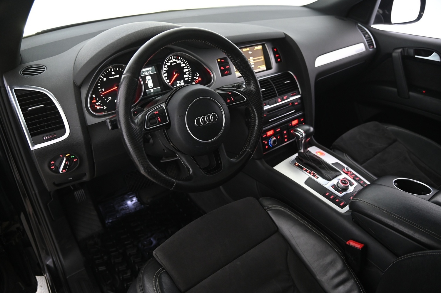 Audi Q7 vaihtoauto