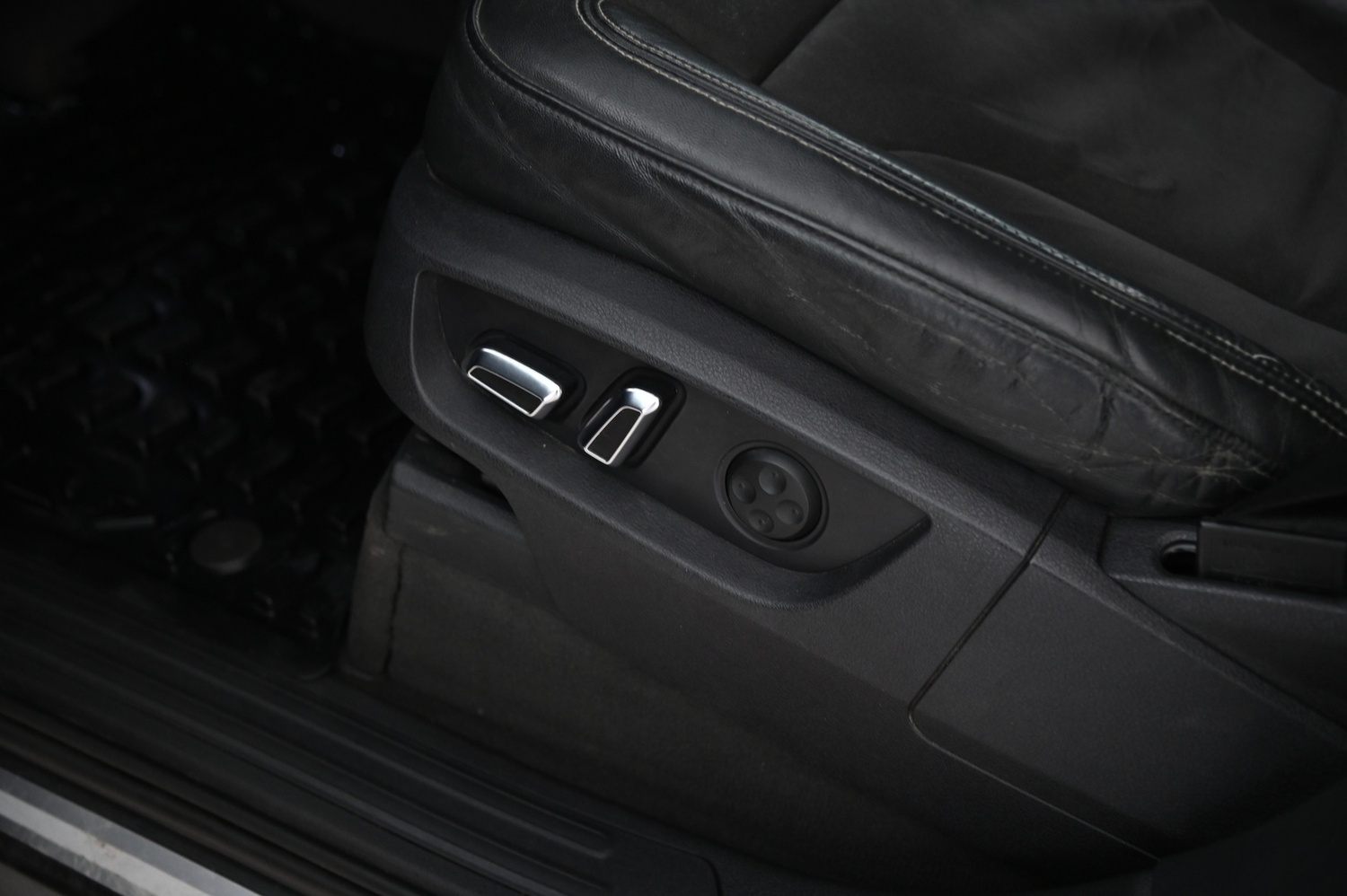 Audi Q7 vaihtoauto