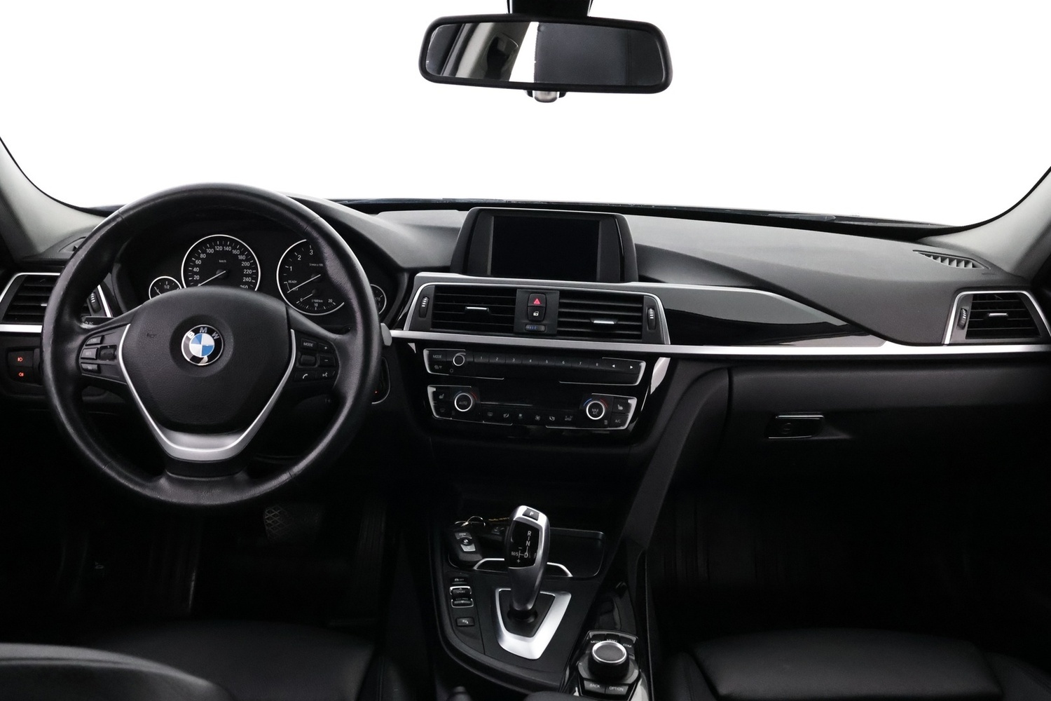 BMW 320 vaihtoauto