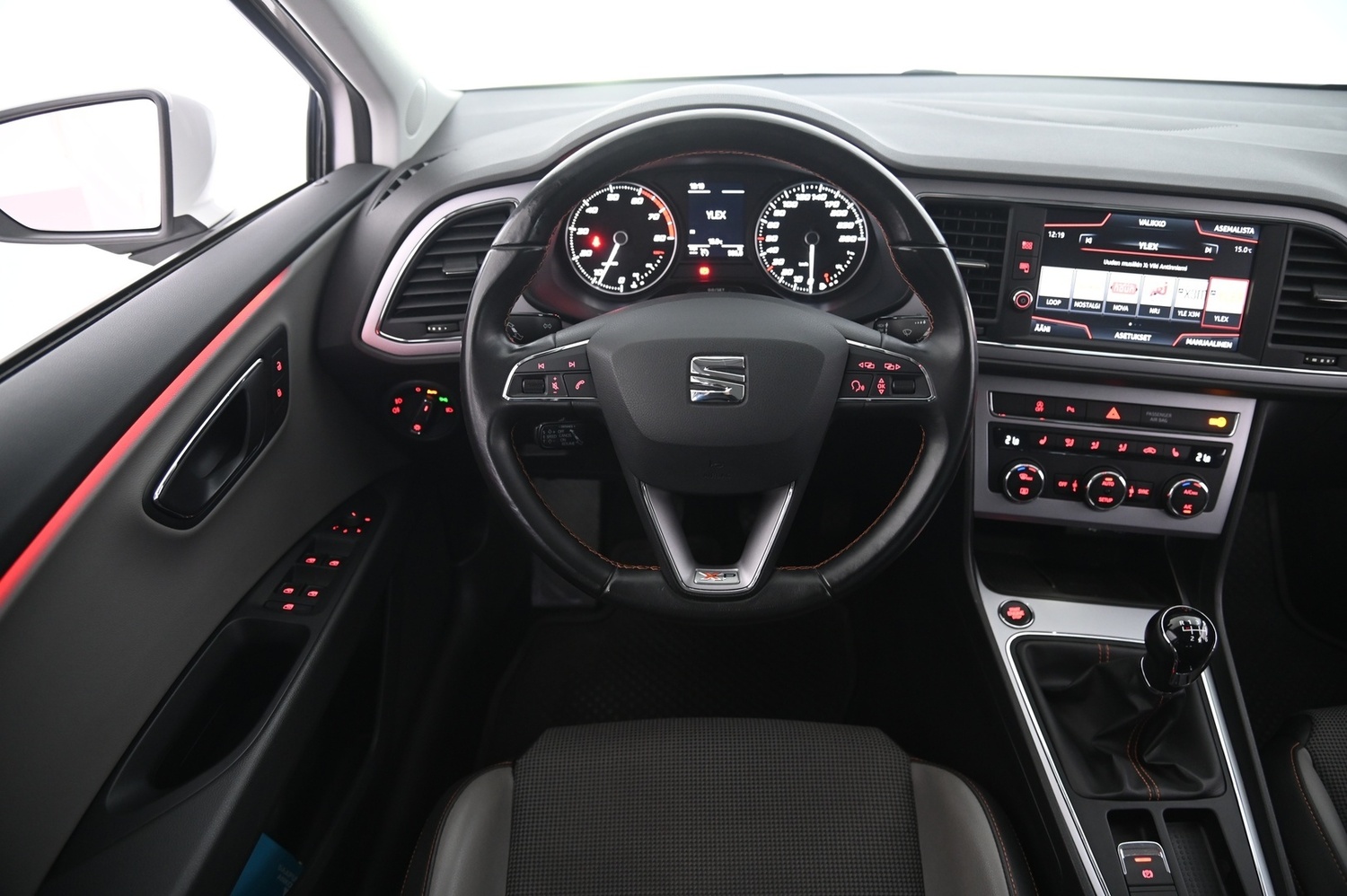 SEAT Leon X-Perience vaihtoauto