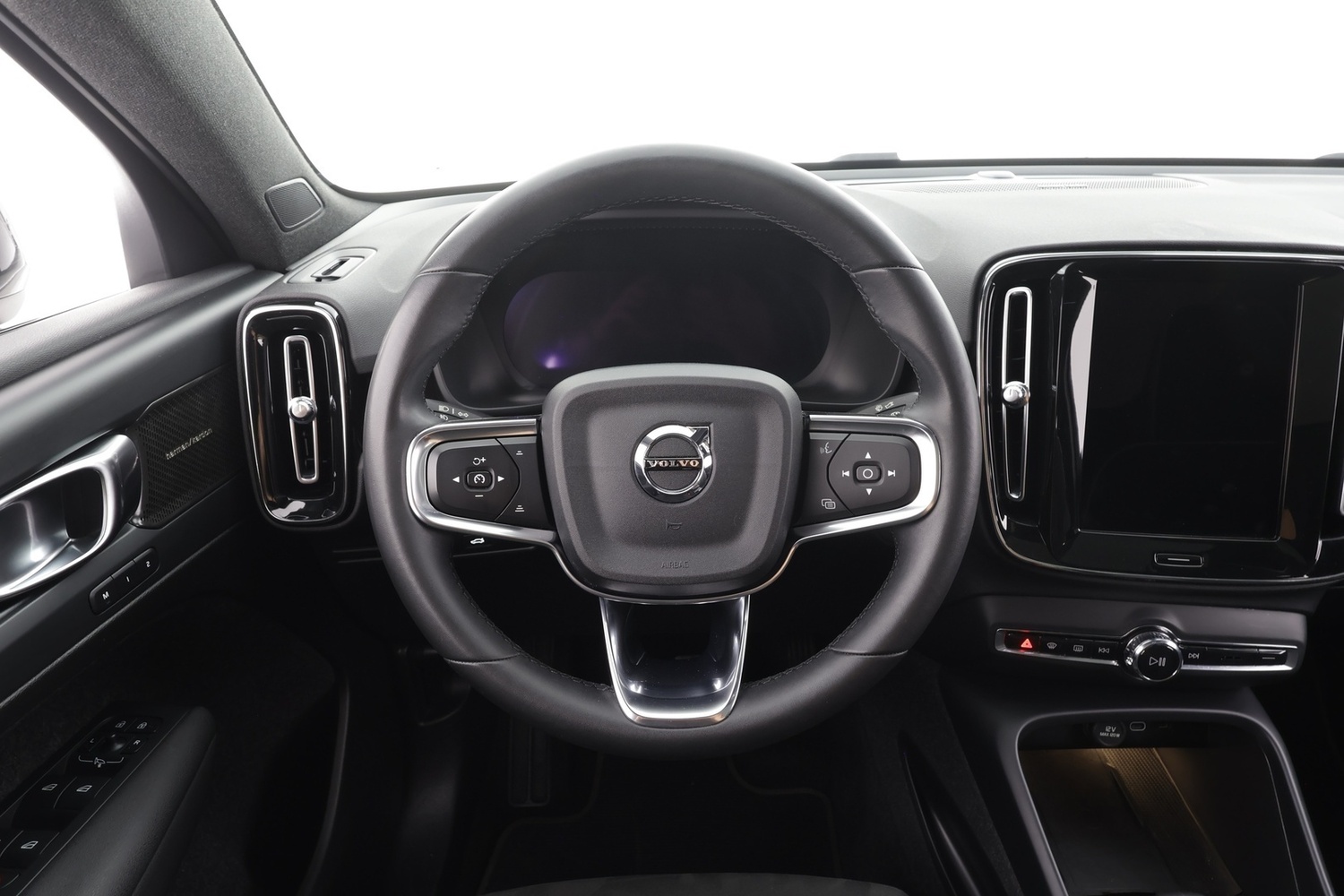 Volvo C40 vaihtoauto