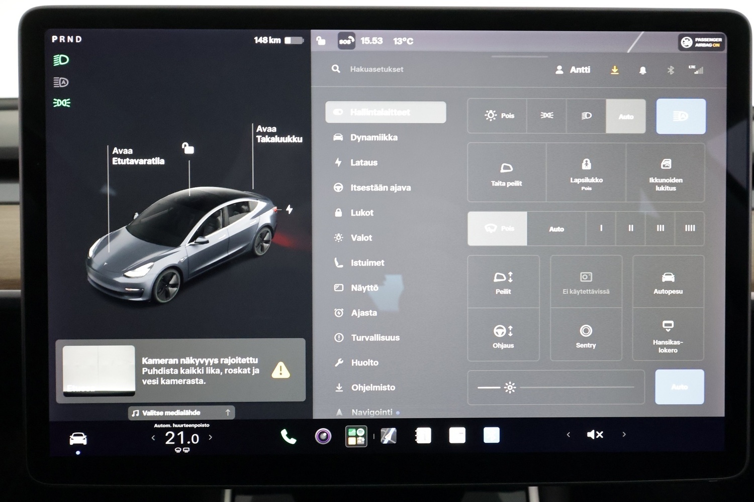 Tesla Model 3 vaihtoauto