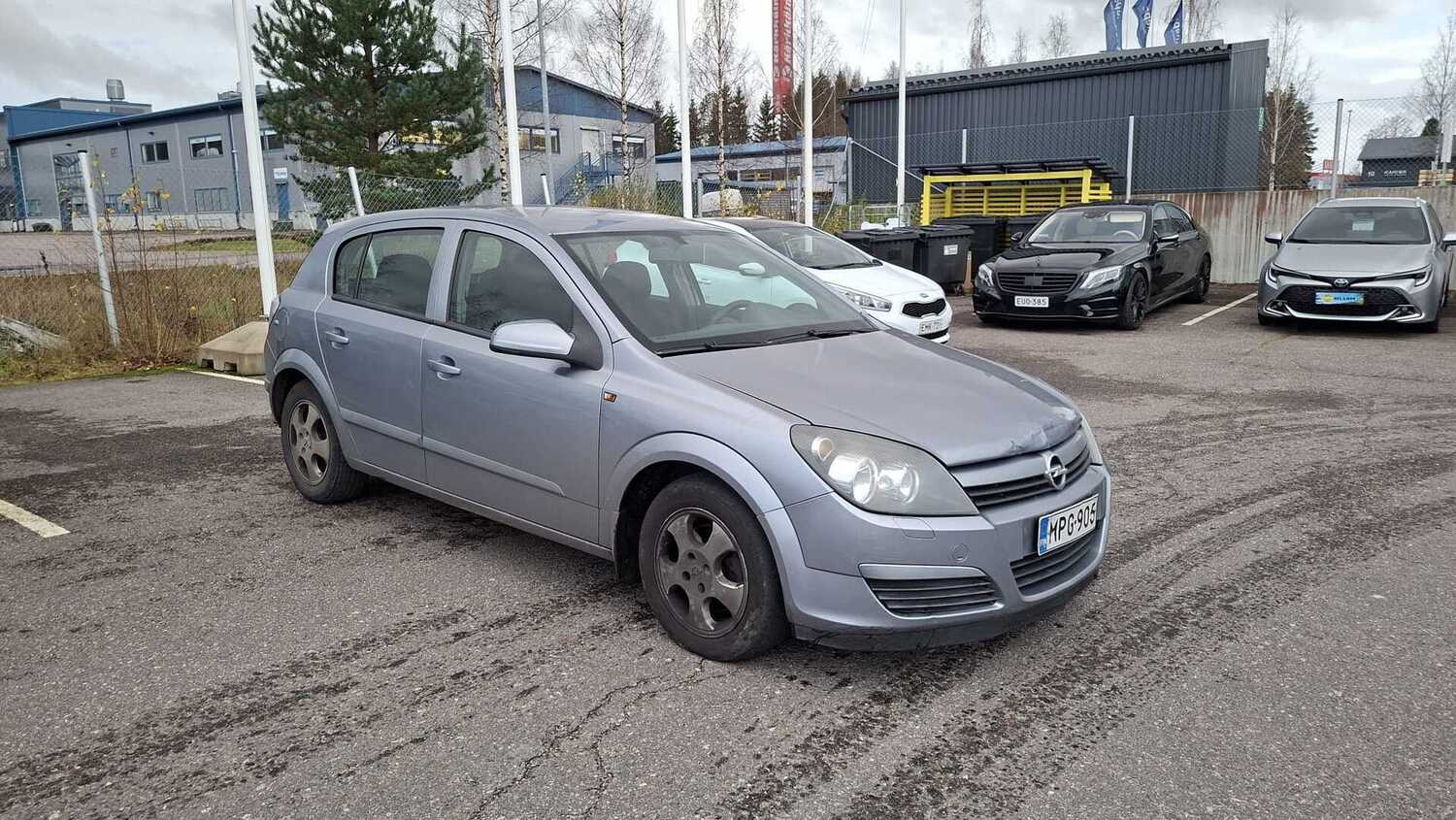 Opel Astra vaihtoauto