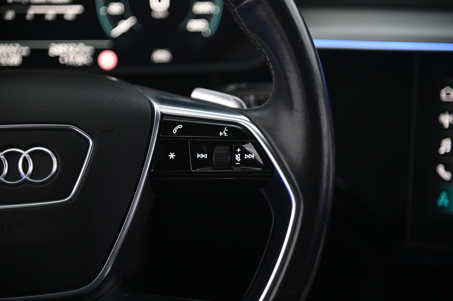 Audi e-tron vaihtoauto
