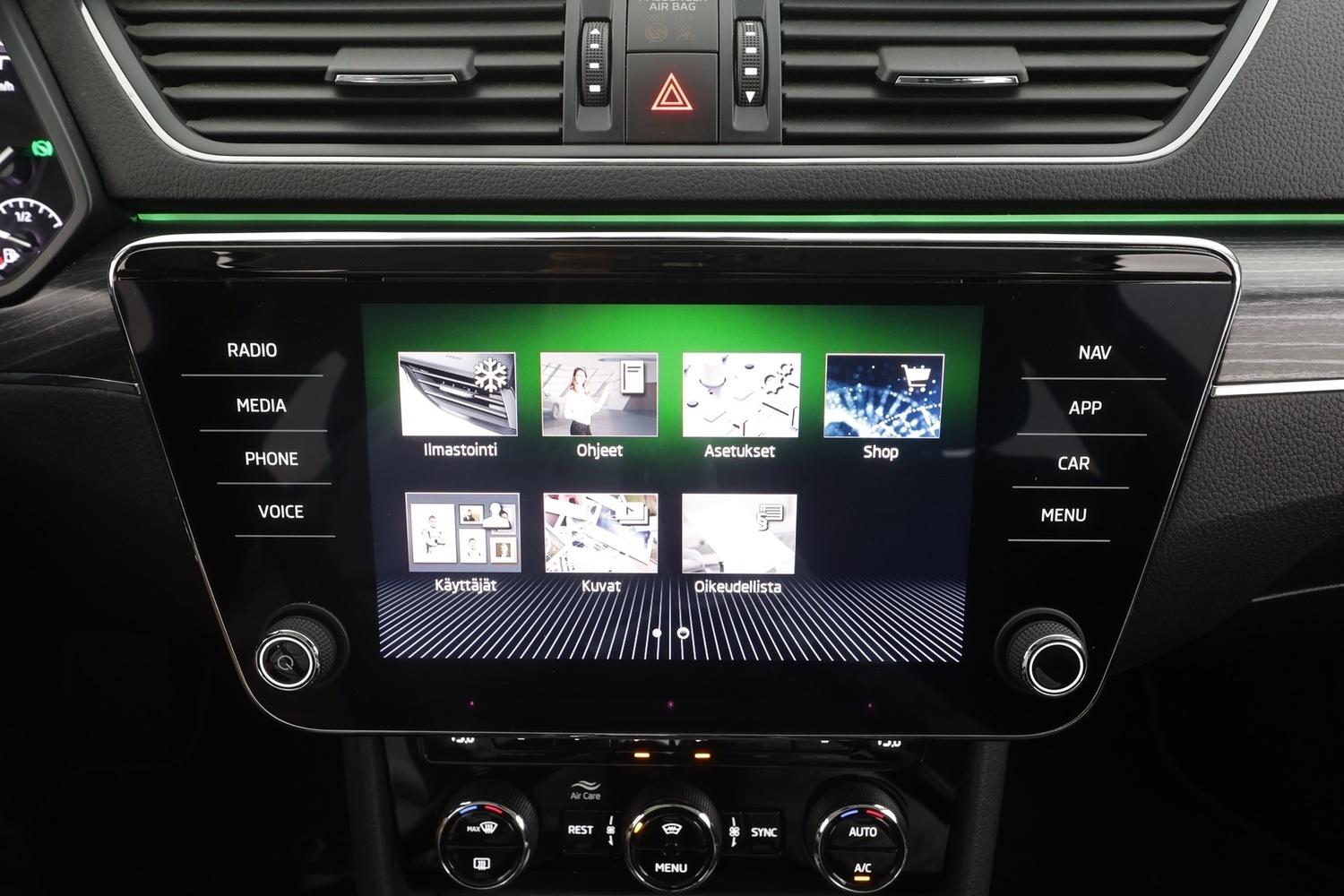 Skoda Superb vaihtoauto