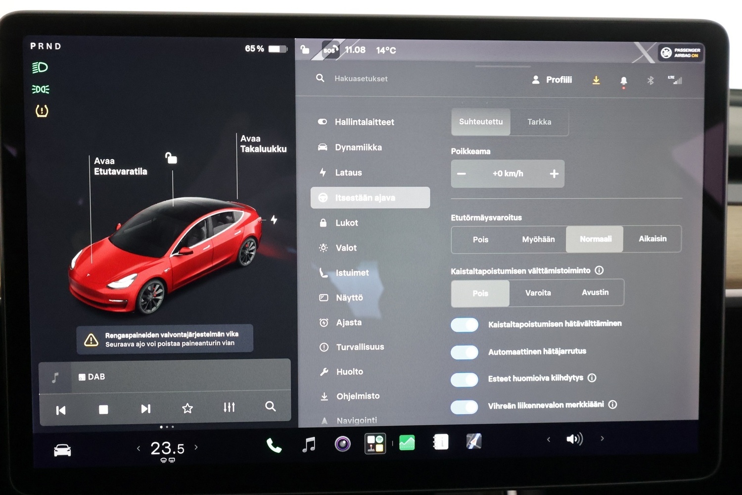 Tesla Model 3 vaihtoauto