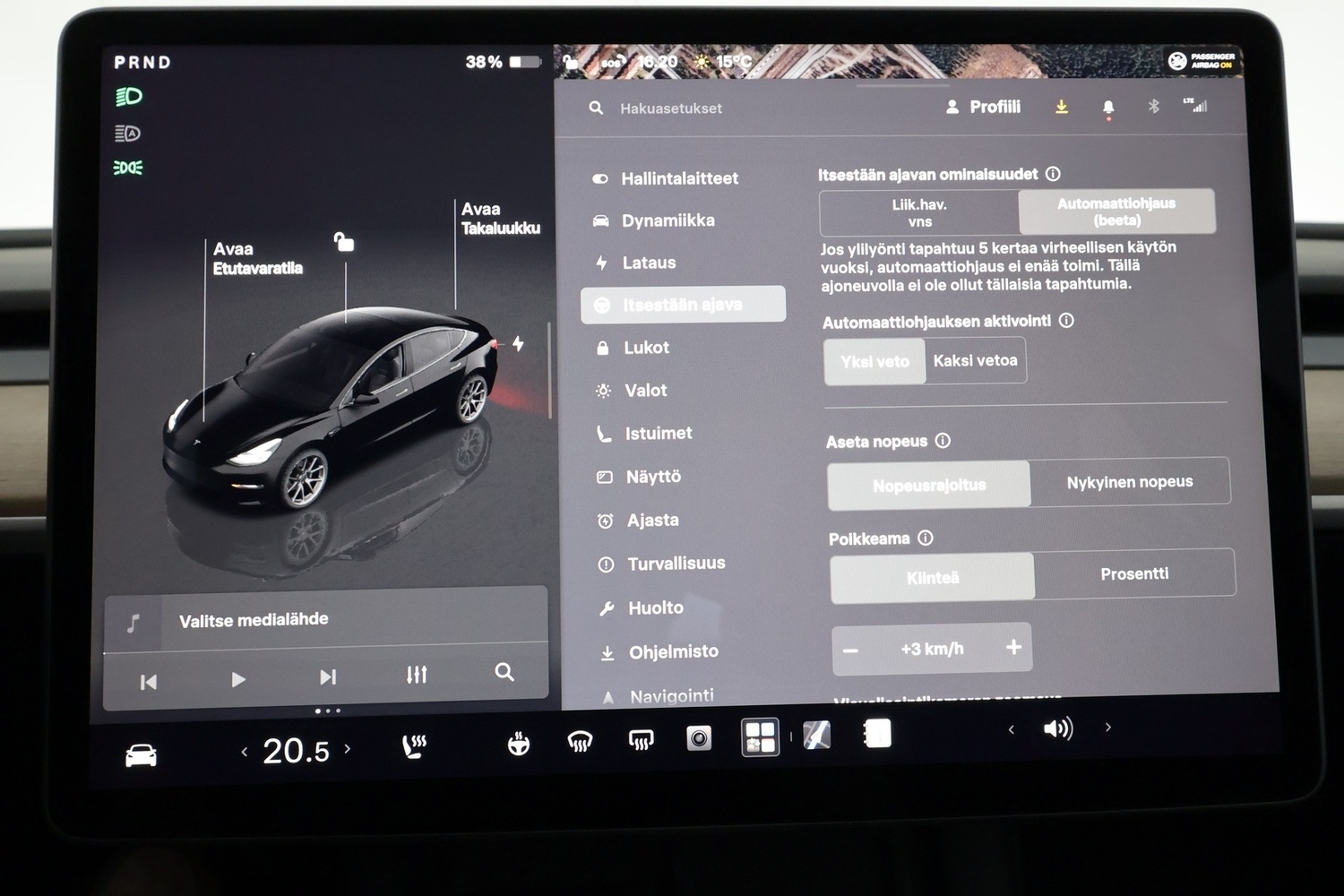 Tesla Model 3 vaihtoauto